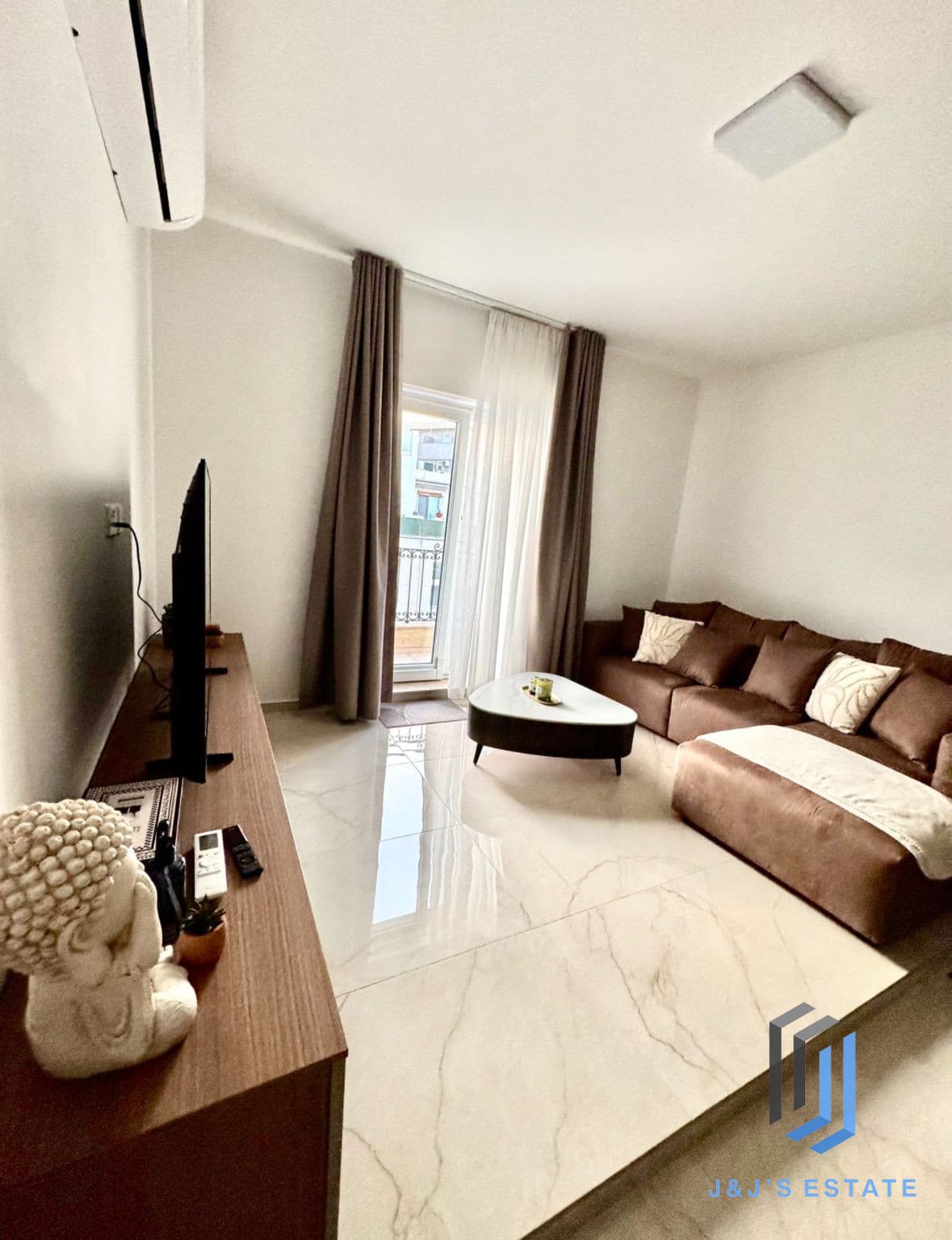 Fully furnished two-bedroom apartment with balcony in Msida · 2