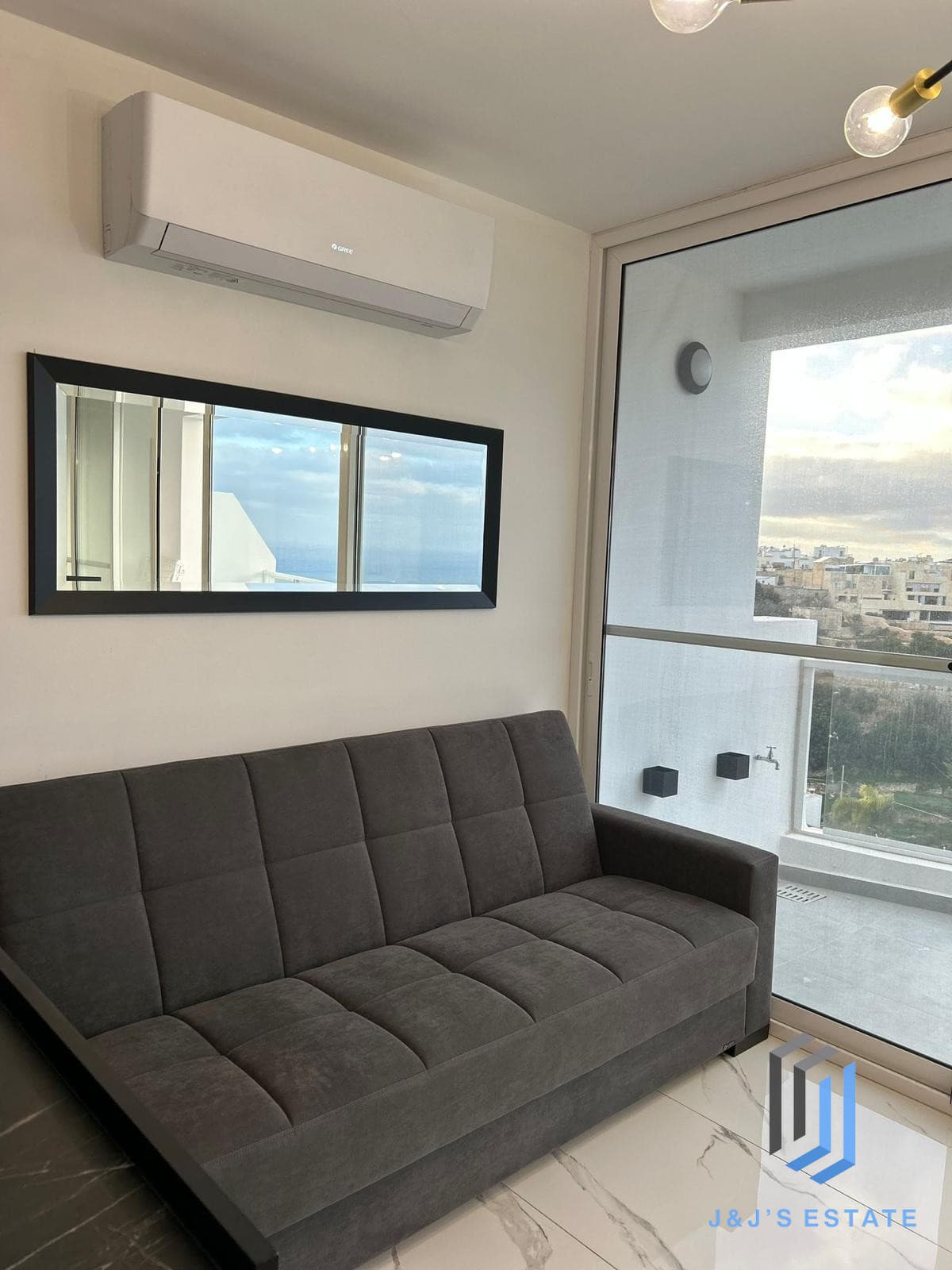 Penthouse Apartment in Tranquil Gharghur With Sea View · 13