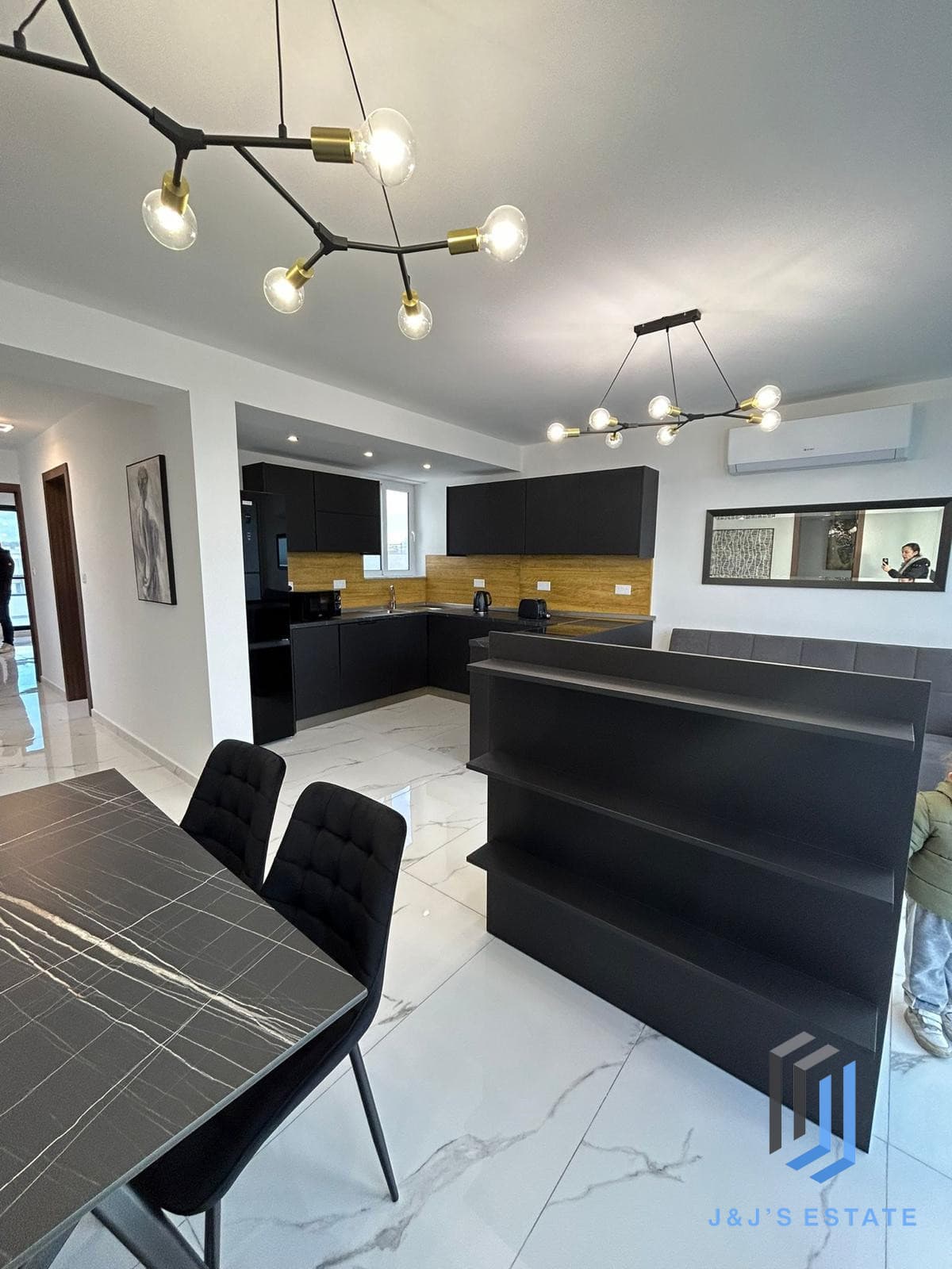 Penthouse Apartment in Tranquil Gharghur With Sea View · 6