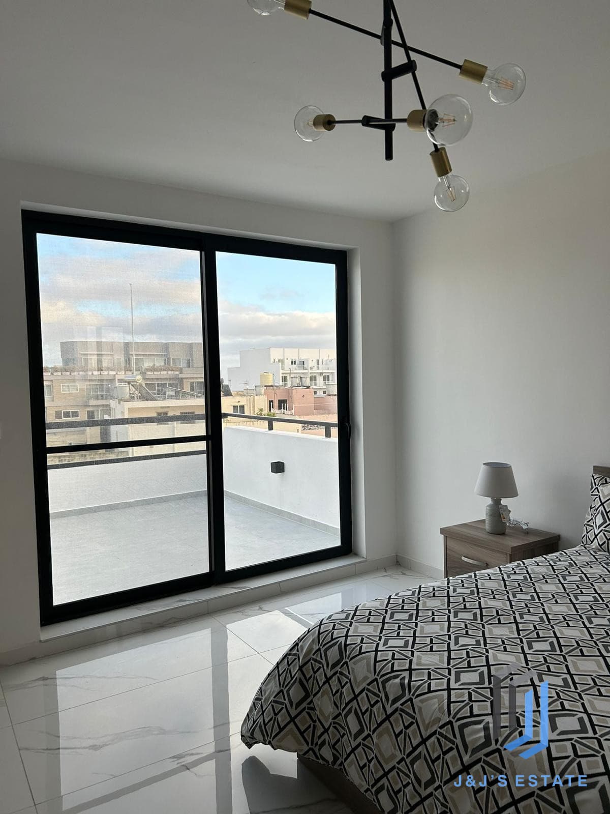 Penthouse Apartment in Tranquil Gharghur With Sea View · 12