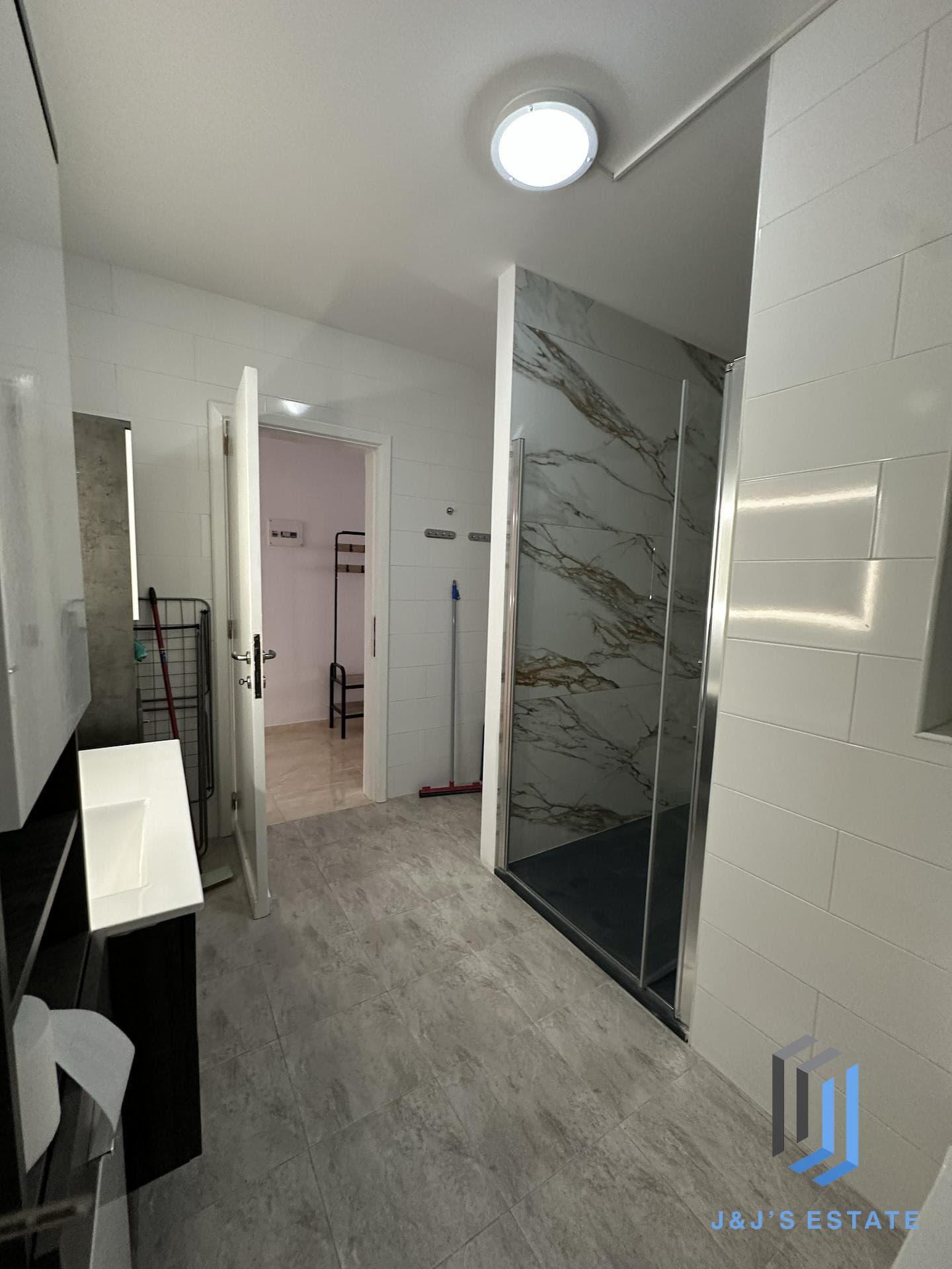 Fully furnished two-bedroom apartment in central Sliema · 15