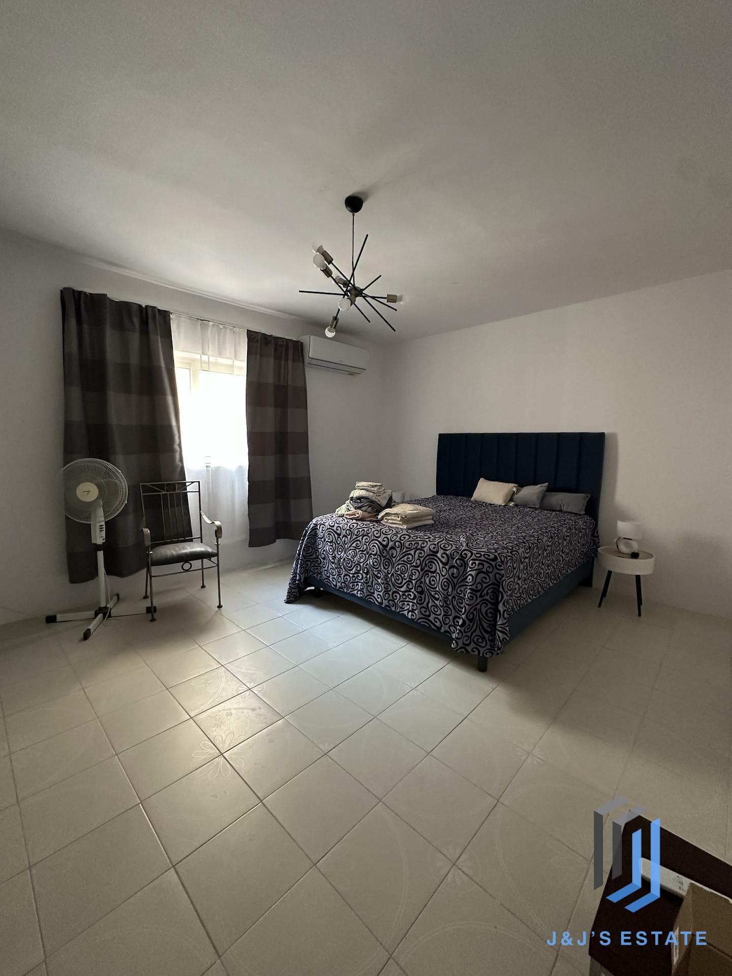 Fully furnished two-bedroom apartment in central Sliema · 7