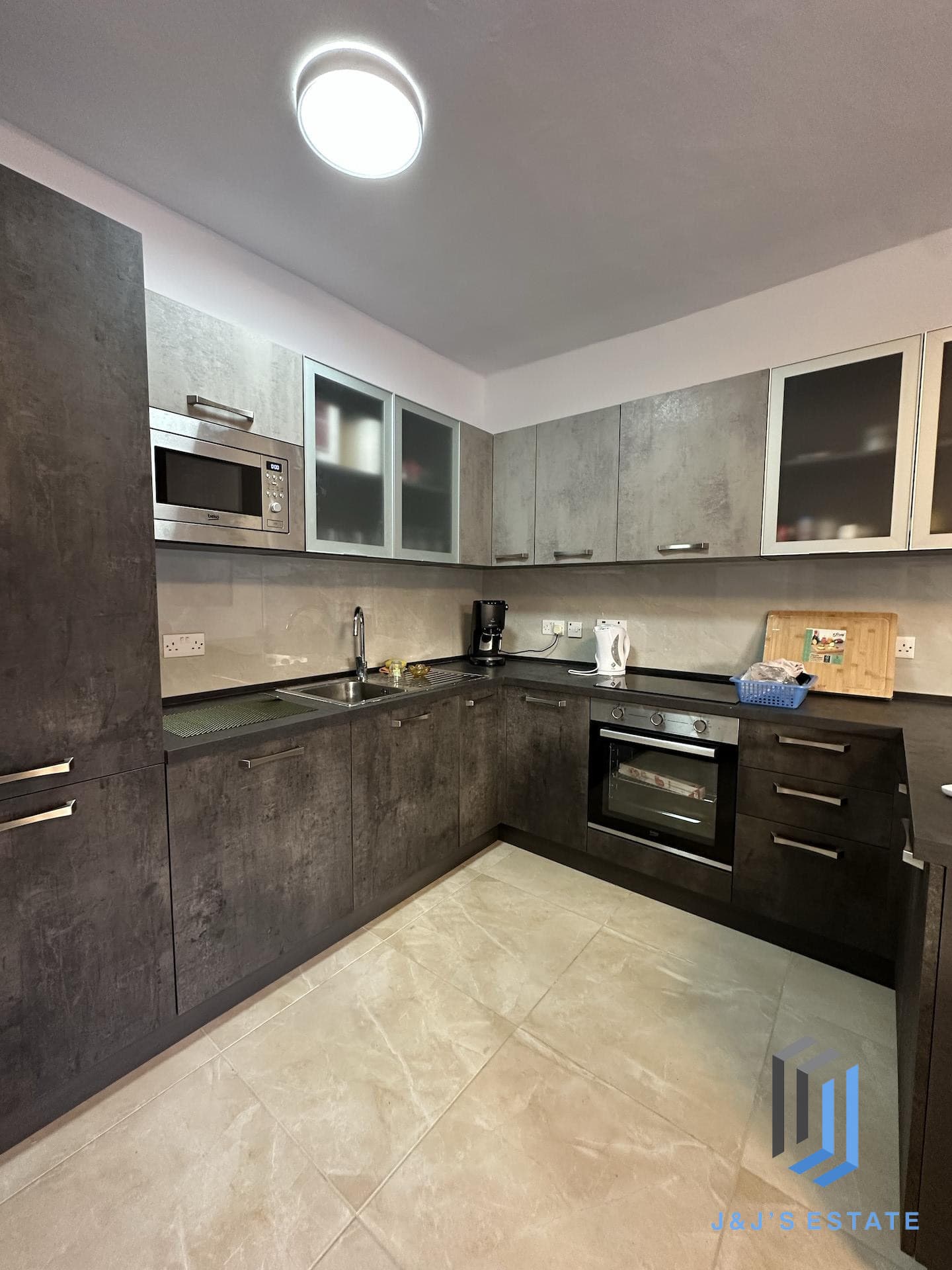 Fully furnished two-bedroom apartment in central Sliema · 4