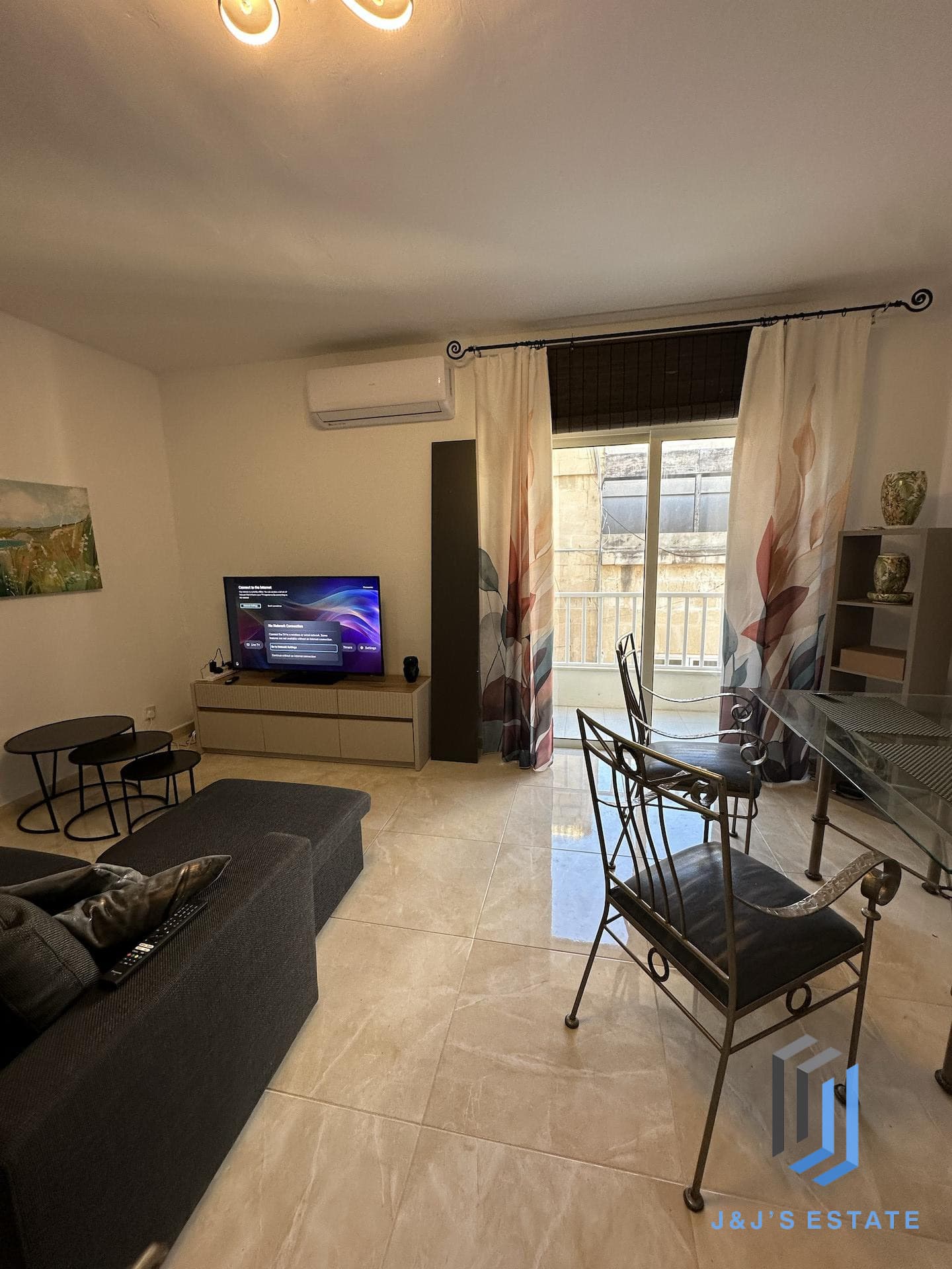Fully furnished two-bedroom apartment in central Sliema · 3