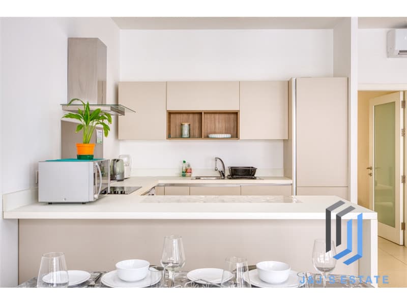 Fully Furnished Two Bedroom Apartment in Sliema Neat the Sea · 8