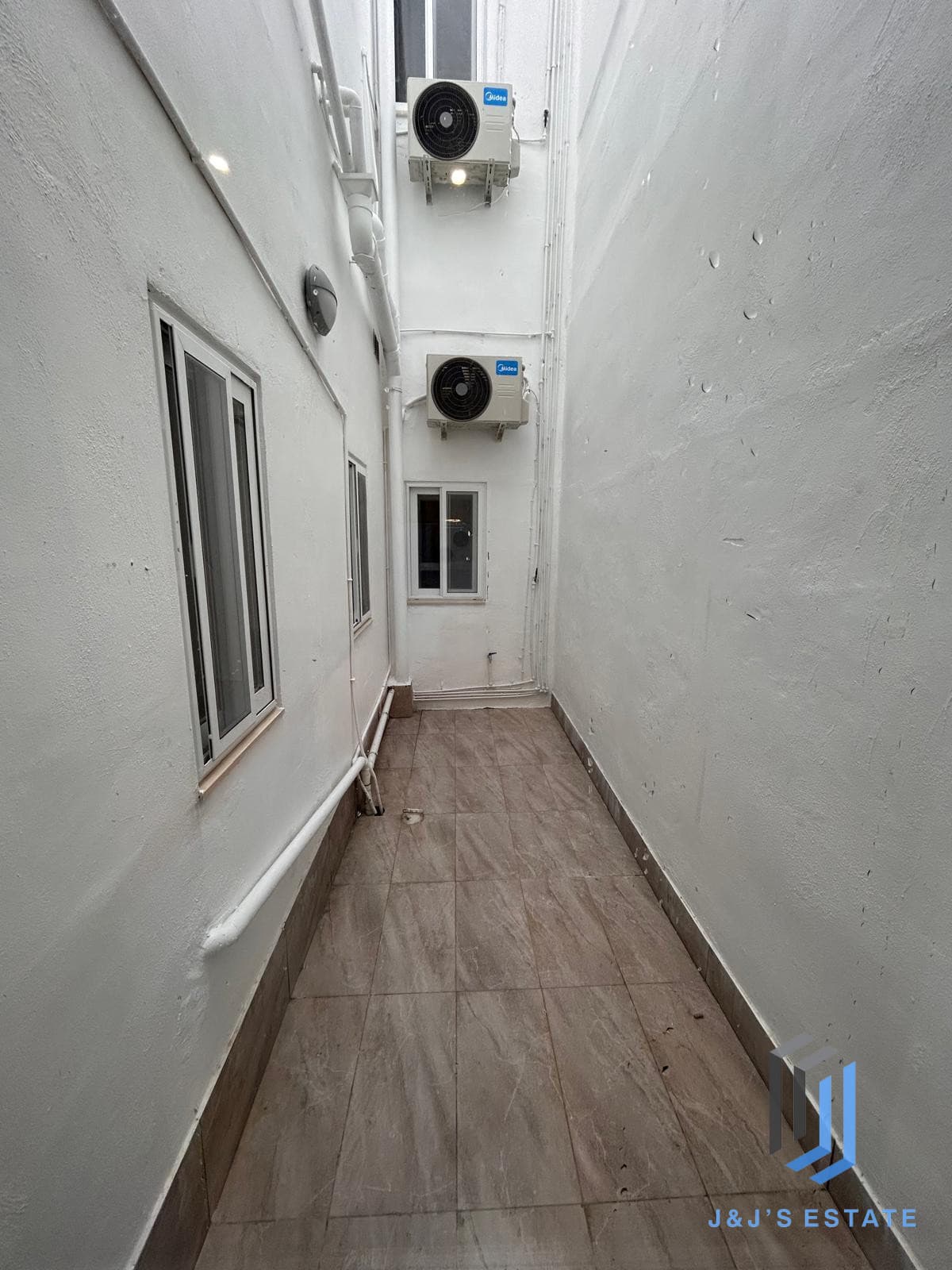 Fully furnished three-bedroom apartment in central Birkirkara · 10