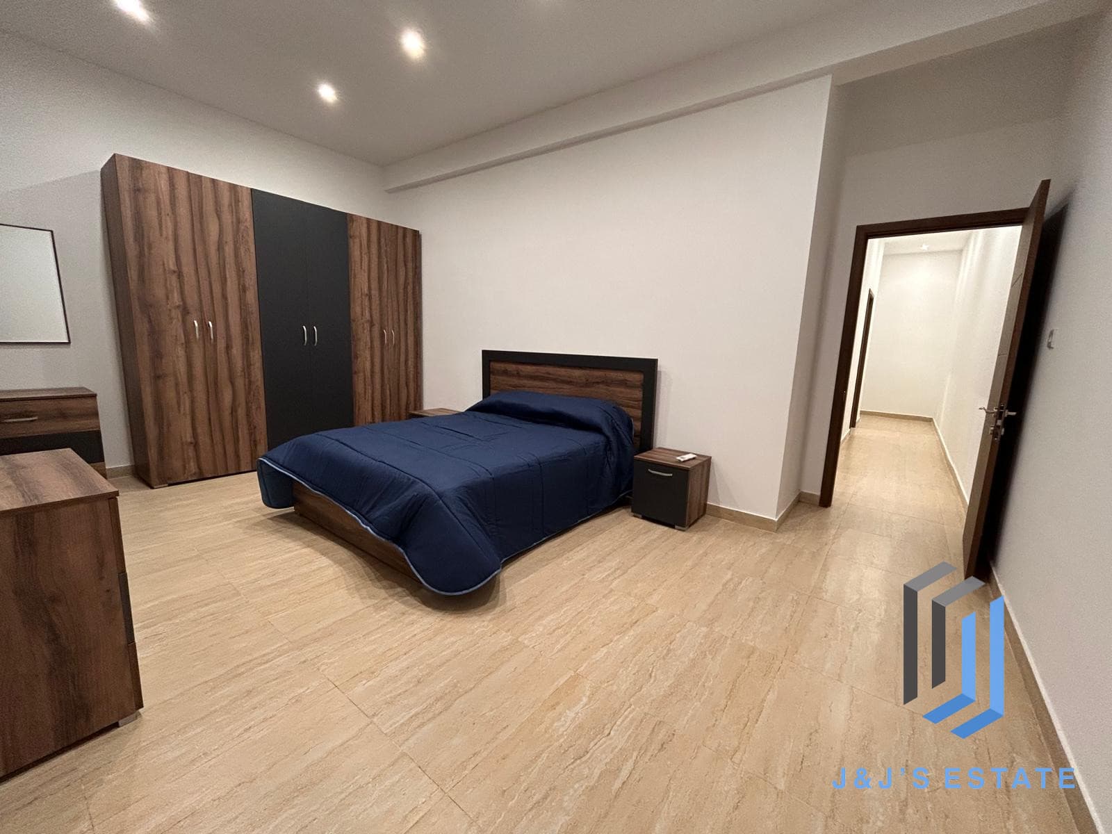 Fully furnished three-bedroom apartment in central Birkirkara · 16
