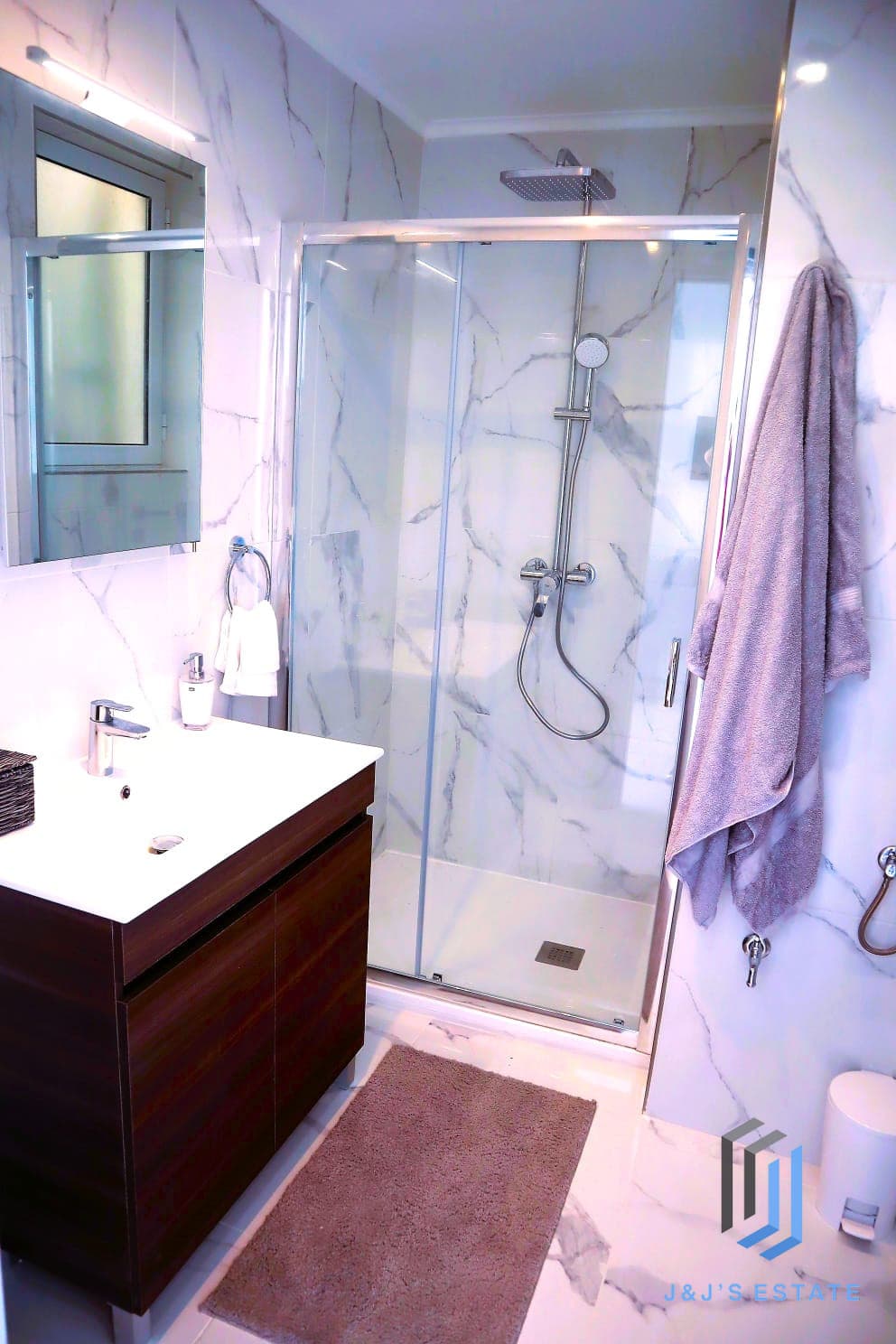 Fully Furnished Swieqi Penthouse with Sea View · 13