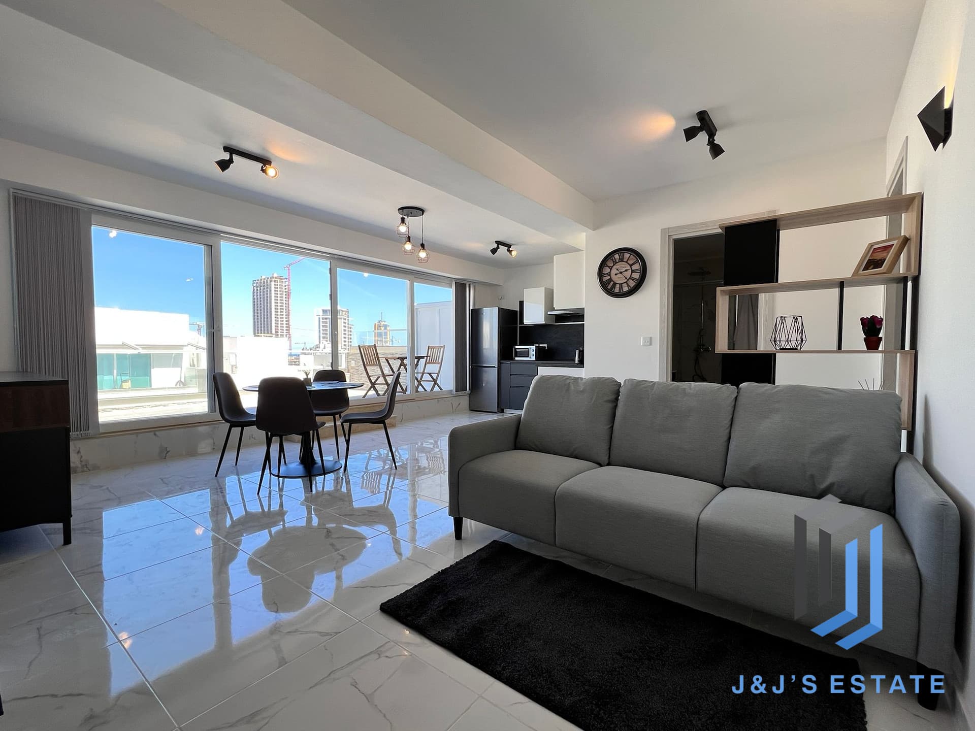 Fully Furnished Swieqi Penthouse with Sea View · 2