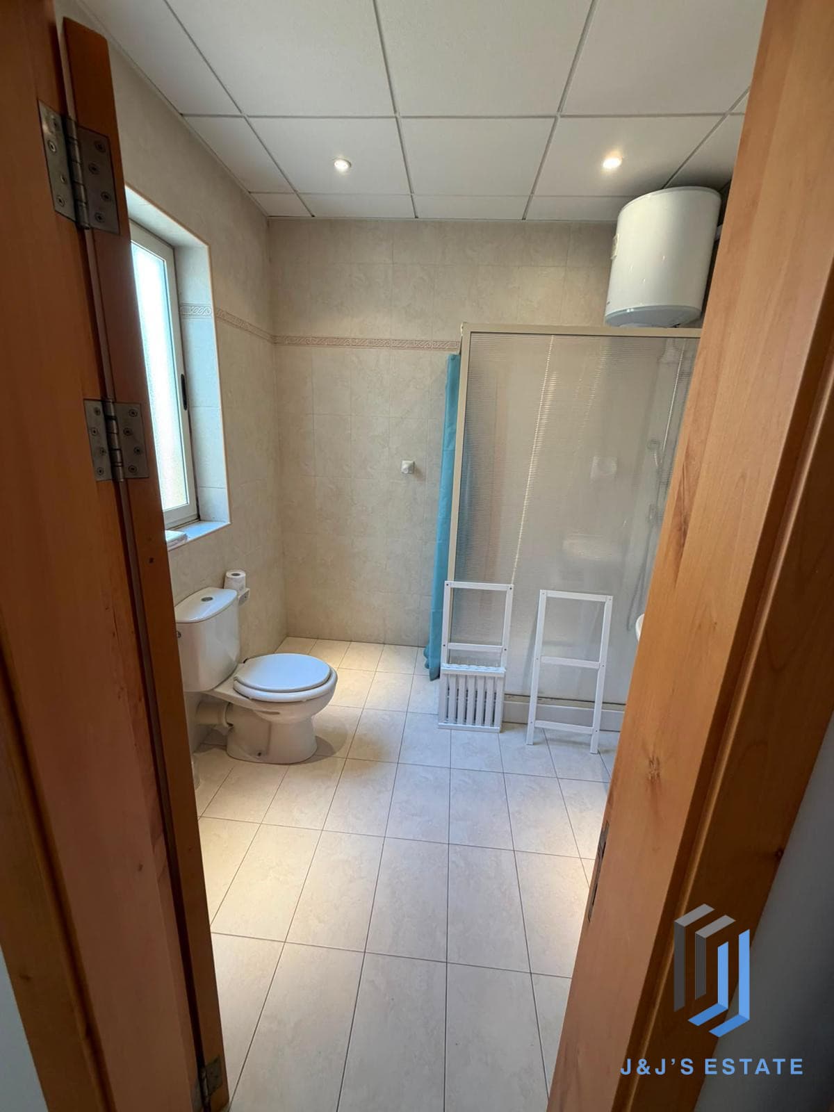 Fully furnished three-bedroom apartment in central Sliema · 16