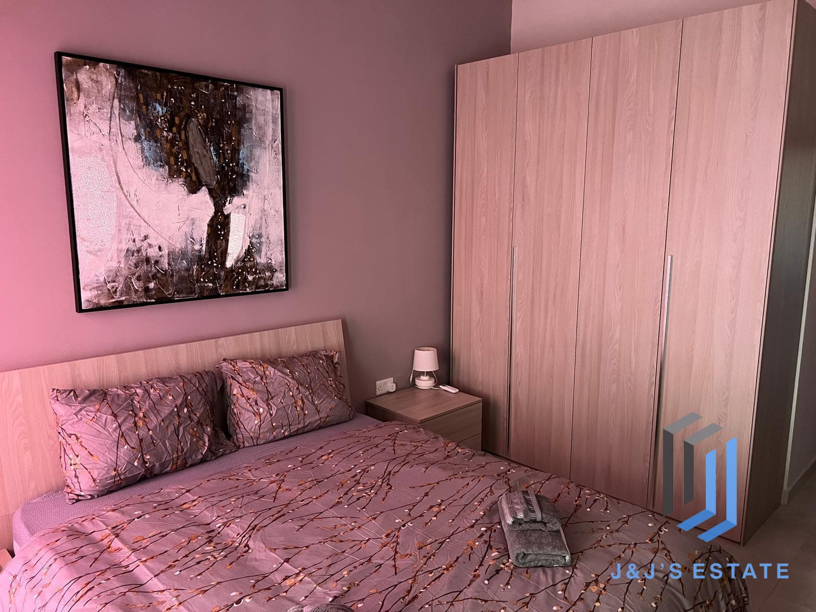 Fully Furnished Two Bedroom Sliema Apartment · 5