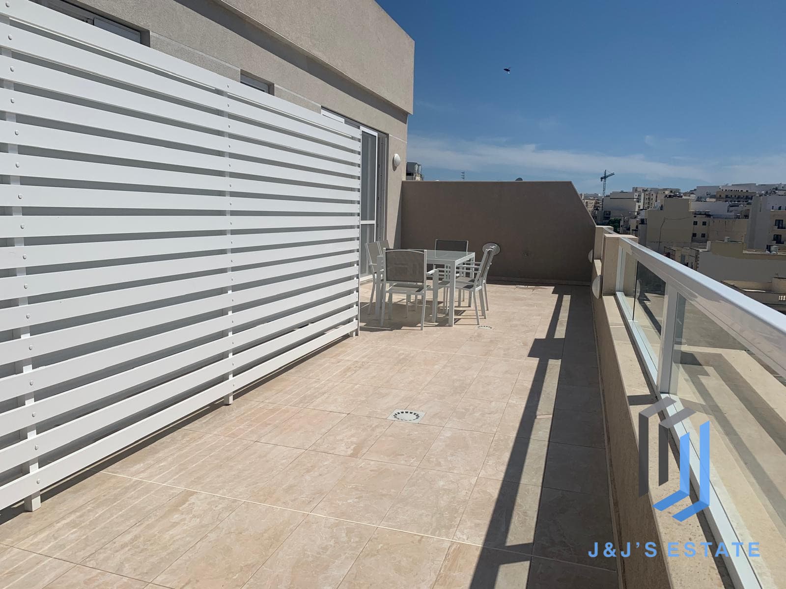 Fully Furnished Penthouse Apartment with Elevator Gzira