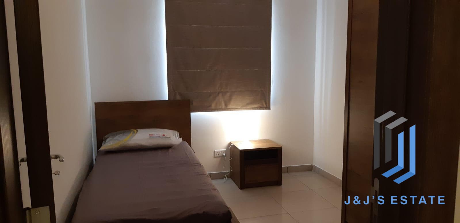 Fully Furnished Three Bedroom Apartment in Central Mosta · 5