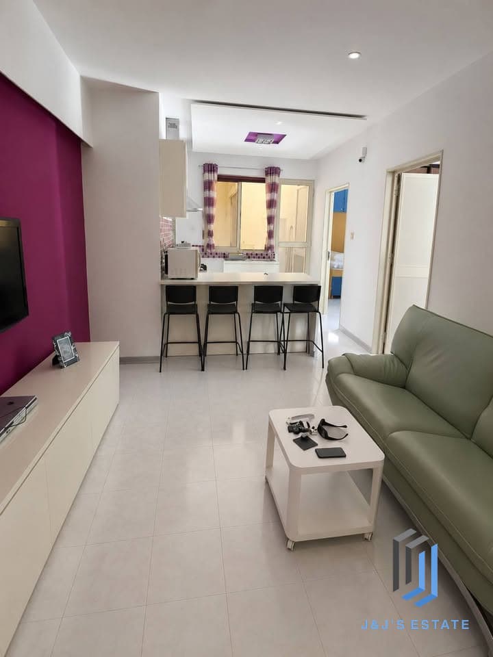 Seafront Ix-Xghajra Apartment Two Bedrooms Furnished · 4