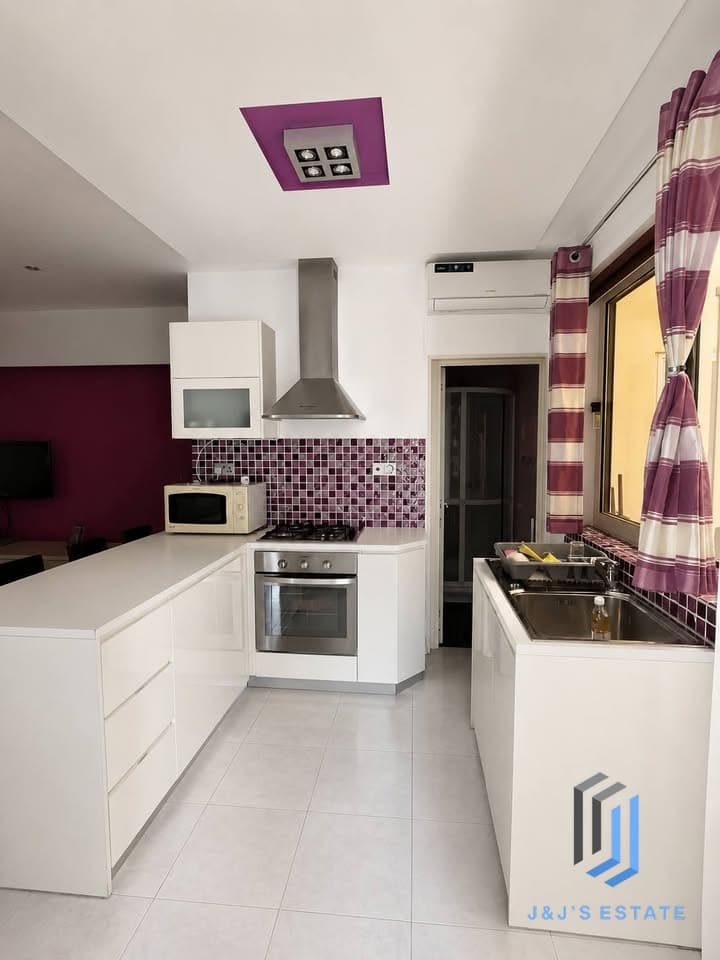 Seafront Ix-Xghajra Apartment Two Bedrooms Furnished · 3