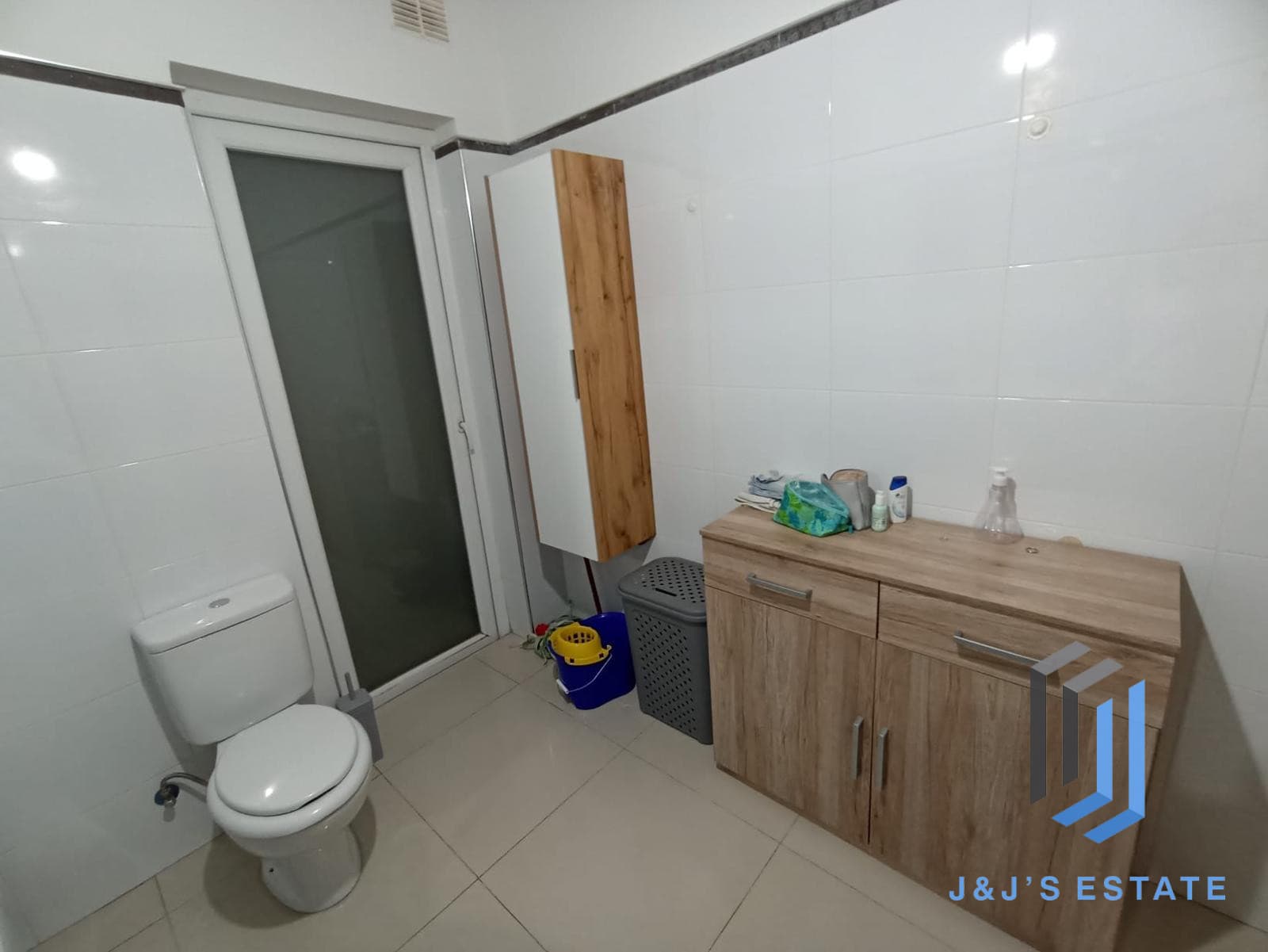 Three-bedroom maisonette with sea view in Birżebbuġa · 4