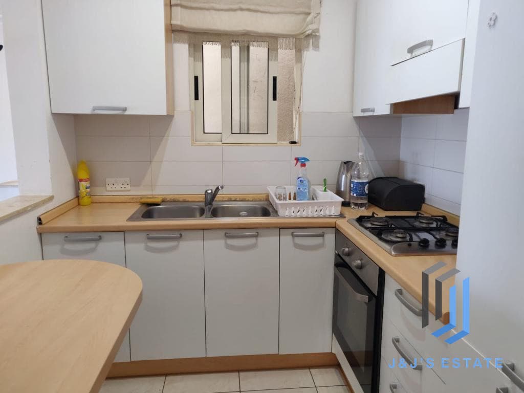 Sea Front Maisonette 3 Bedrooms in Madliena · 6