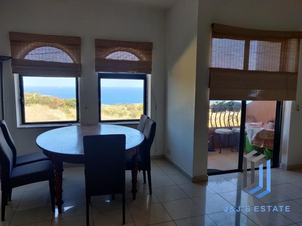 Sea Front Maisonette 3 Bedrooms in Madliena
