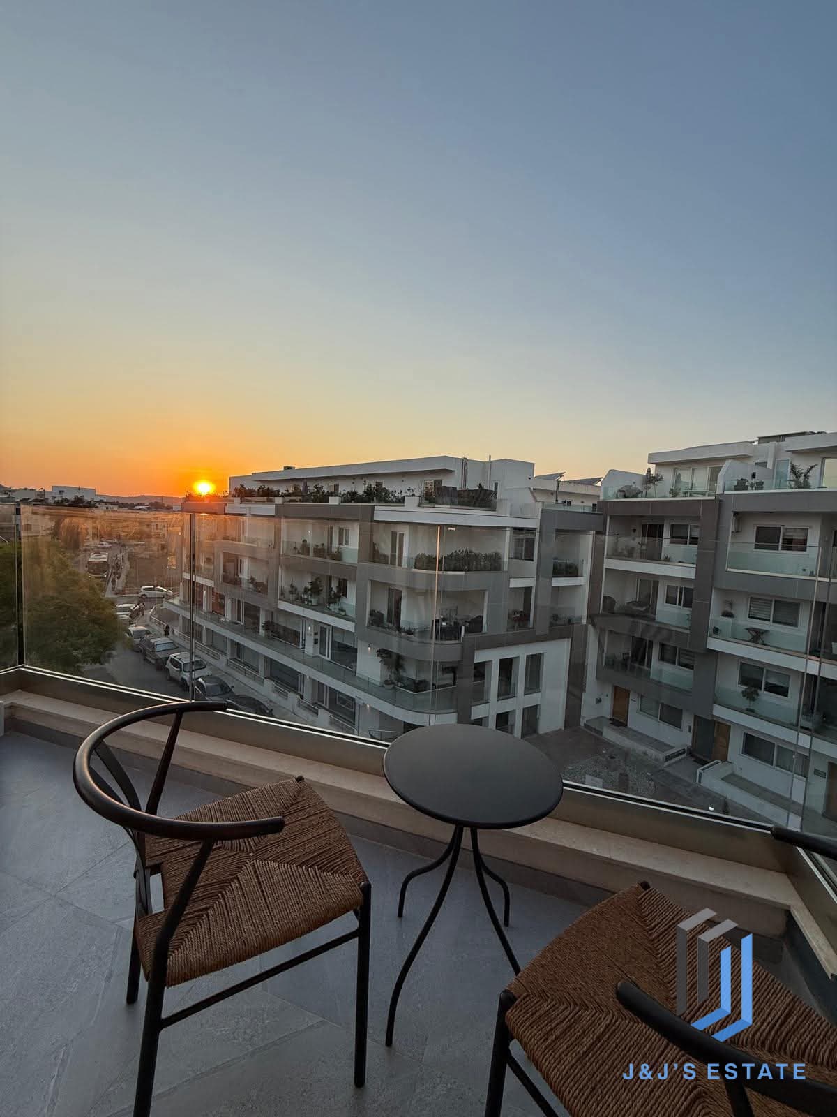 Furnished 2-Bed Apartment in Attard · 9