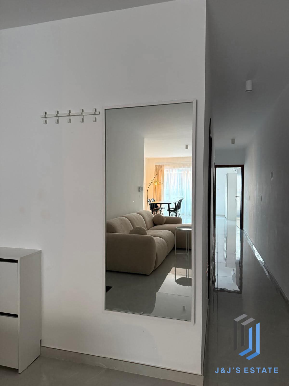 Furnished 2-Bed Apartment in Attard · 4