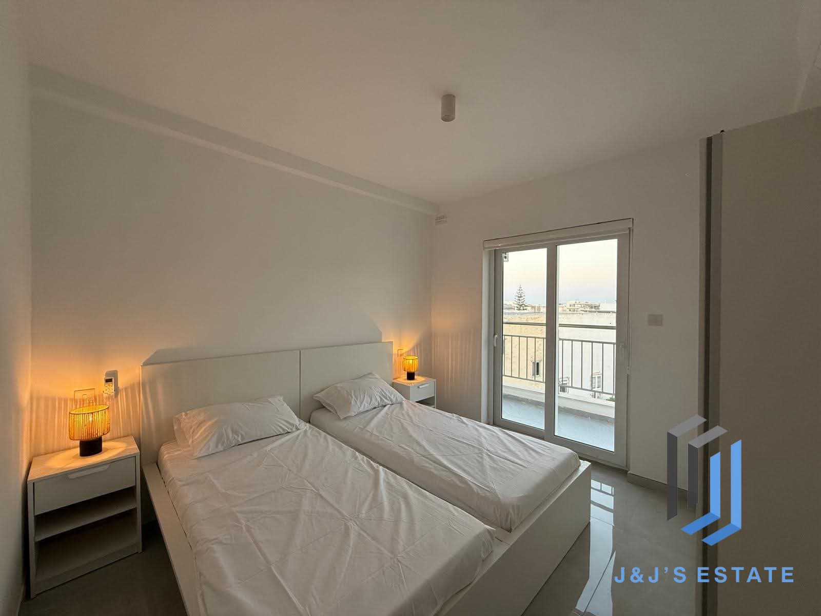 Furnished 2-Bed Apartment in Attard · 5