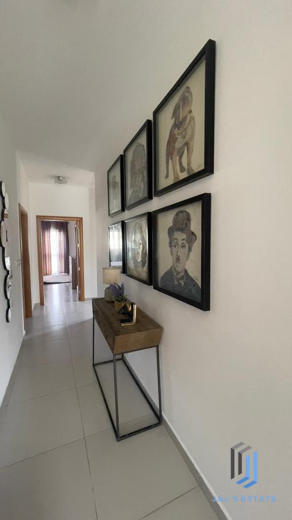 Furnished two-bedroom apartment in Bahar ic-Caghaq · 10