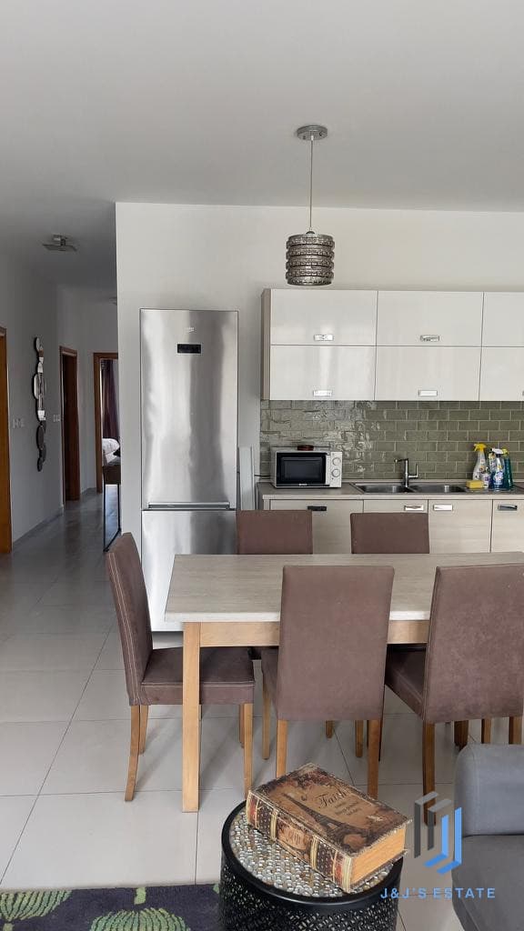 Furnished two-bedroom apartment in Bahar ic-Caghaq · 9