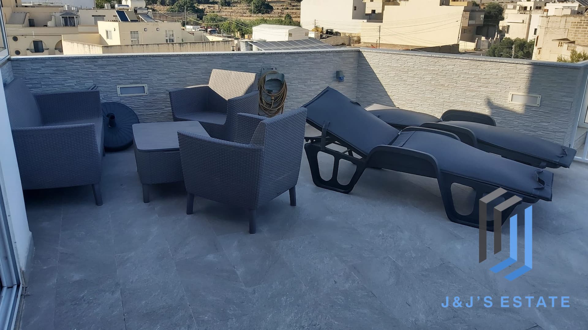Marsaxlokk 1-Bedroom Penthouse with Sea View · 4