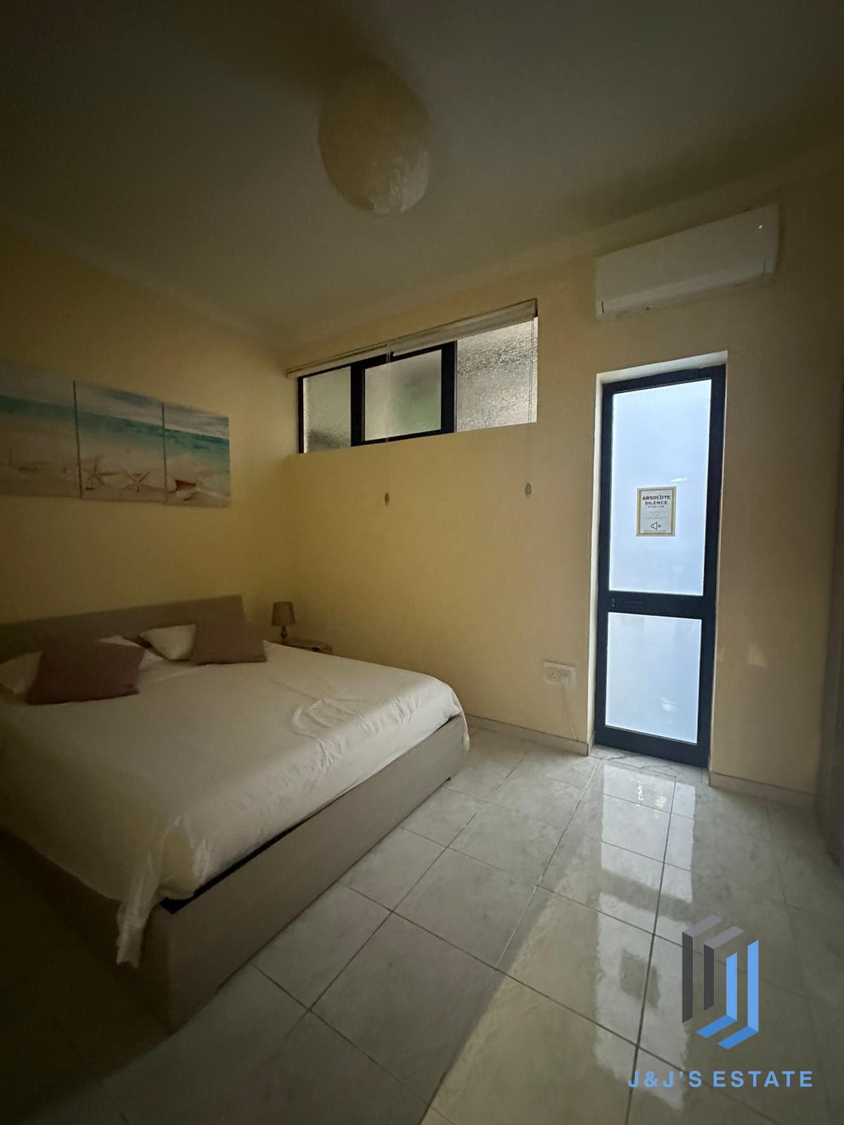 Furnished two-bedroom apartment in Sliema · 6