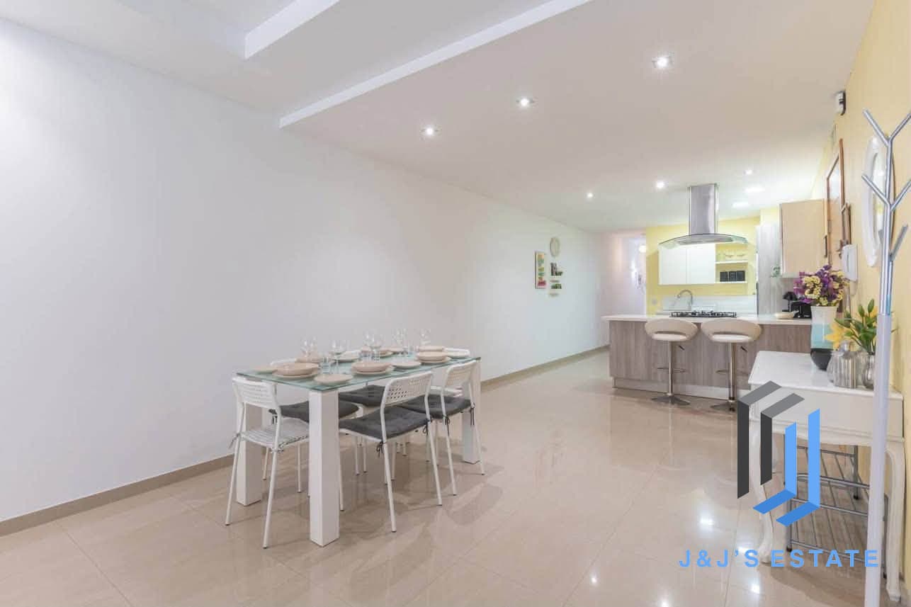 Fully Furnished 3-Bedroom Apartment in St Julian's · 4