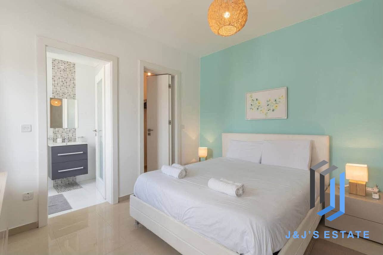 Fully Furnished 3-Bedroom Apartment in St Julian's · 7