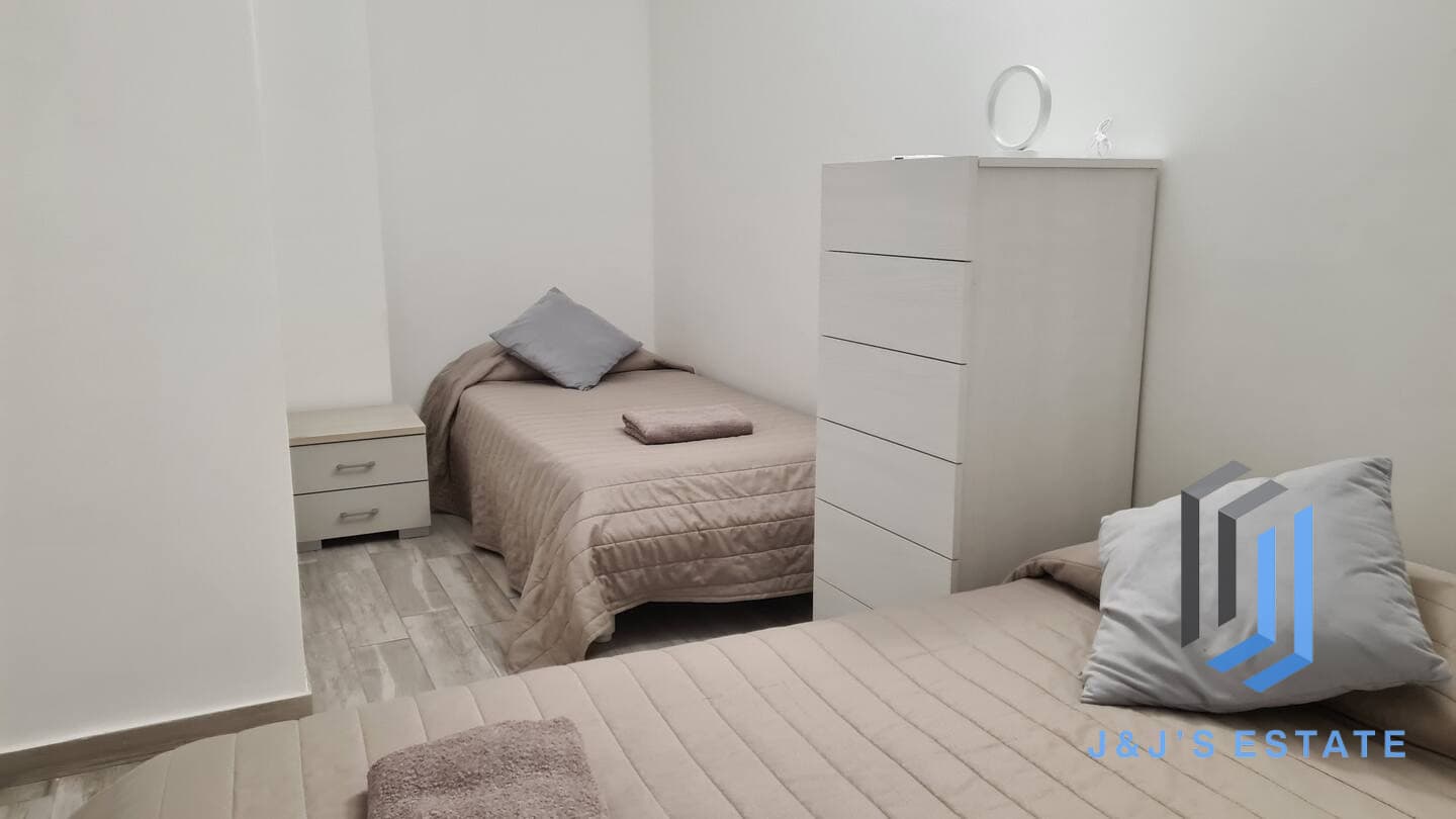Furnished 2-Bed Duplex in Prime Sliema · 8