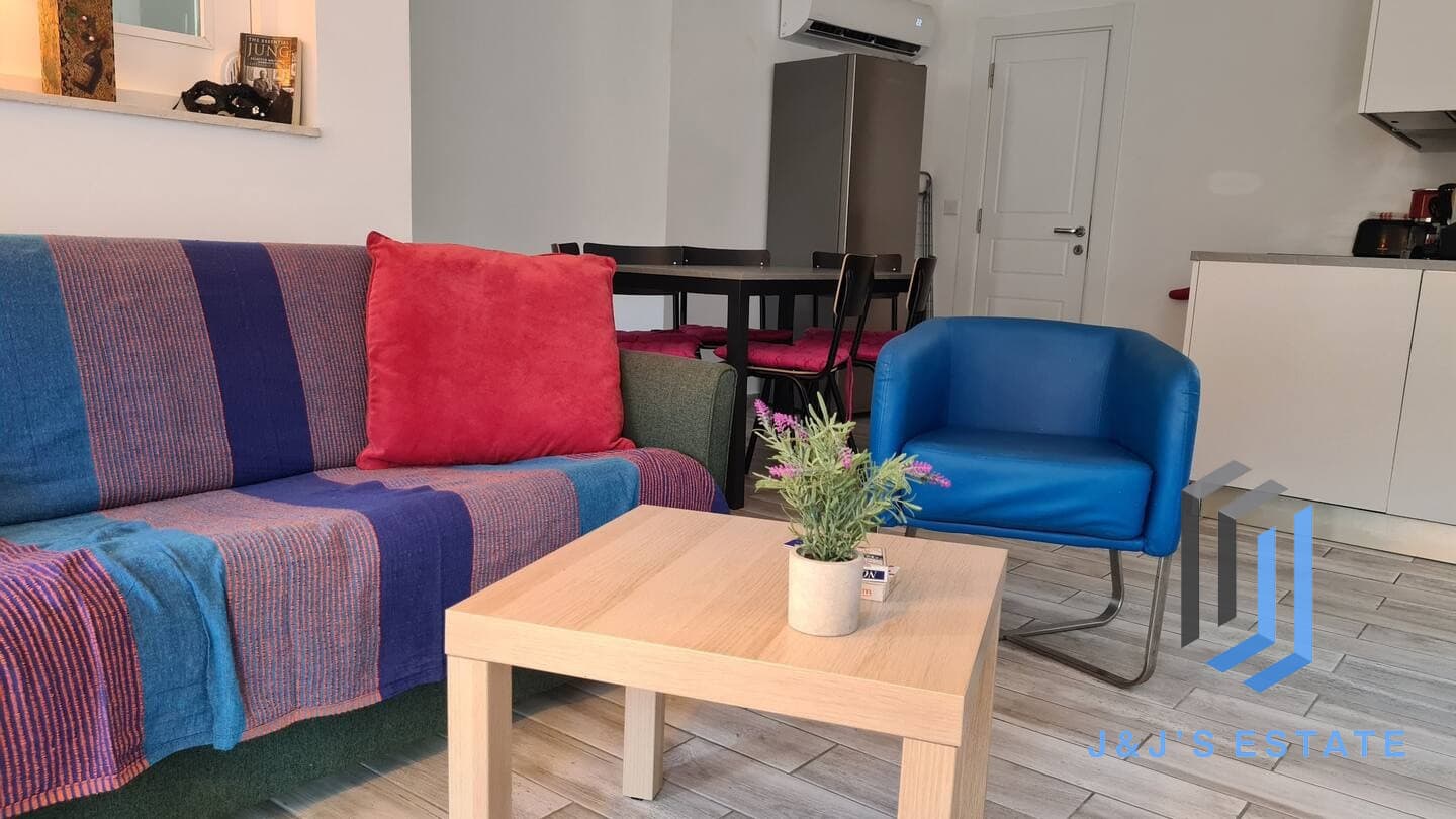 Furnished 2-Bed Duplex in Prime Sliema · 2