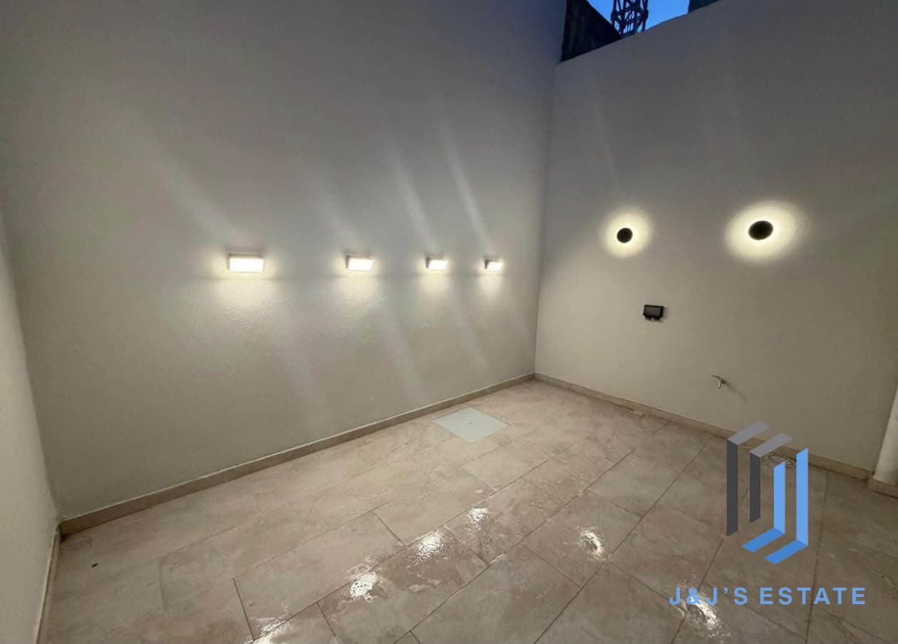 1-Bedroom Apartment in St Paul's Bay · 6