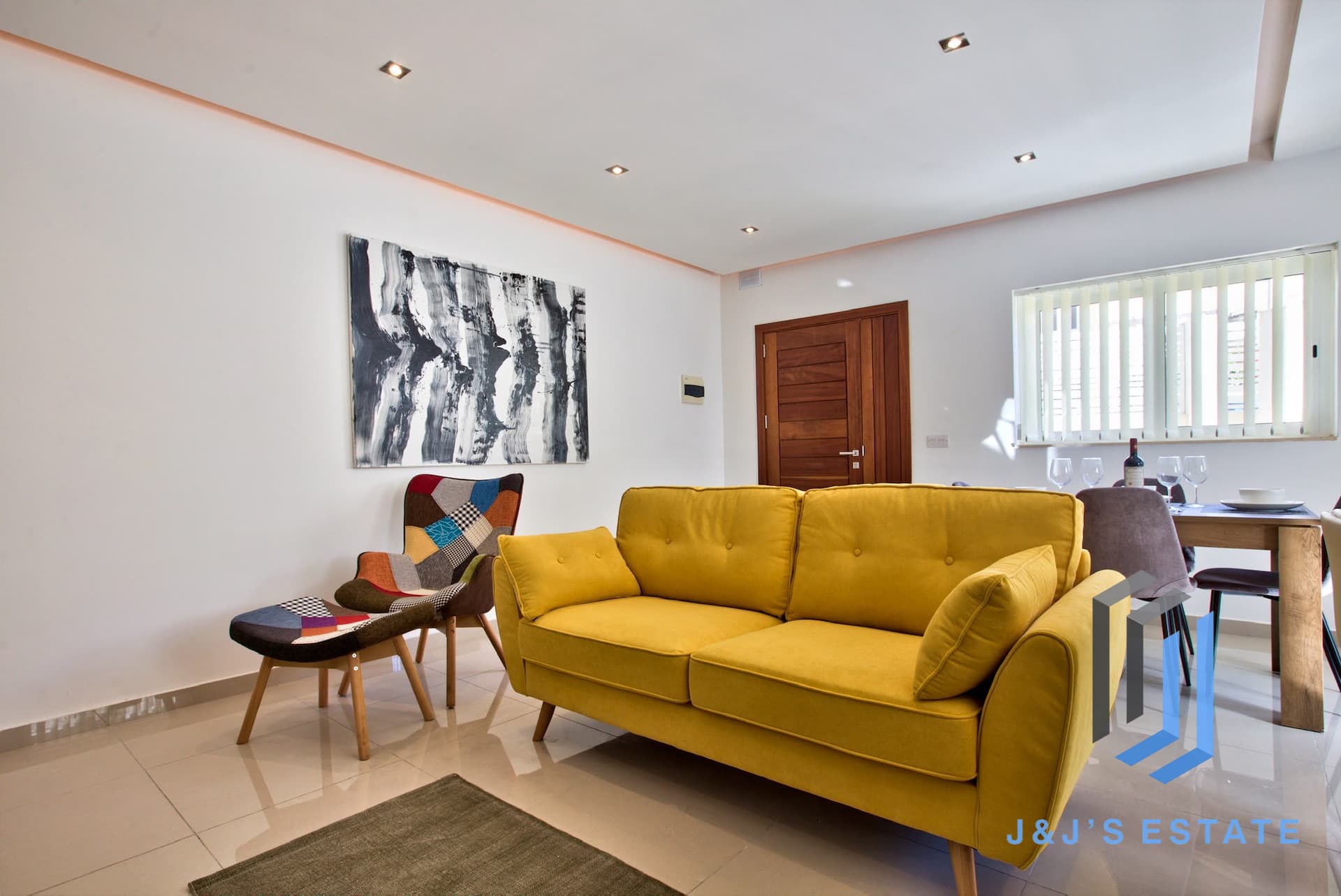Spacious 2-Bedroom Home with 50sqm Private Yard in Għargħur · 6