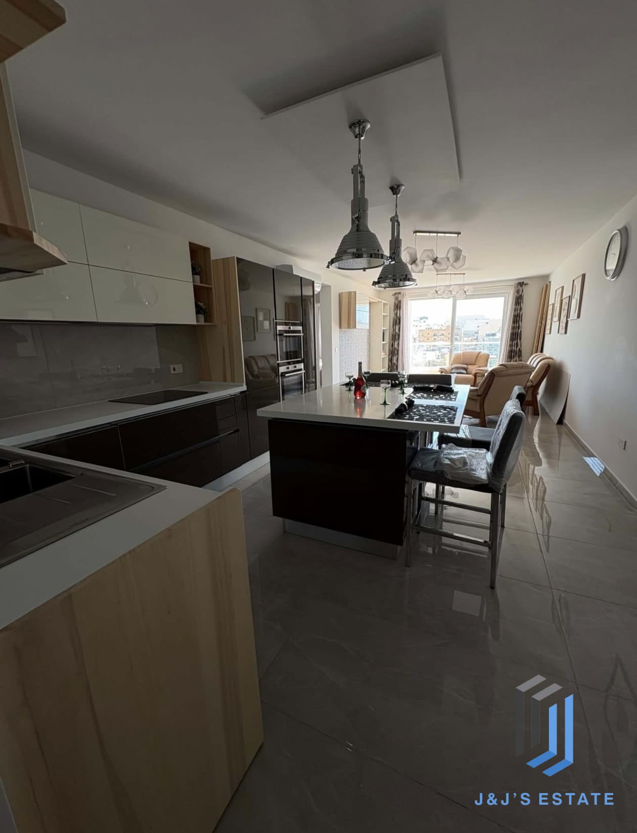 Tastefully Furnished 3-Bed Marsaskala Apartment · 3