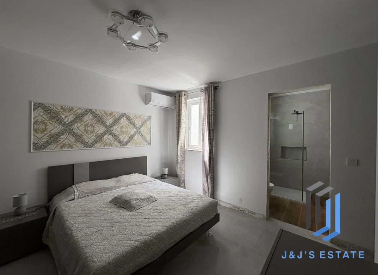 Tastefully Furnished 3-Bed Marsaskala Apartment · 7