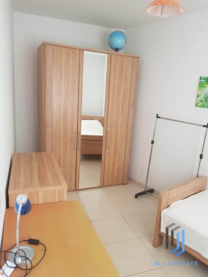 Furnished 2-Bed San Gwann Apartment with Panoramic Views · 10