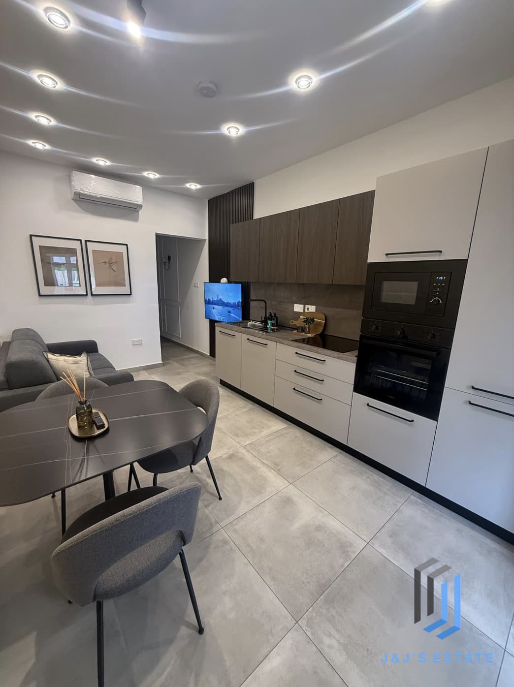 Bright 2-Bedroom Apartment in Central Sliema