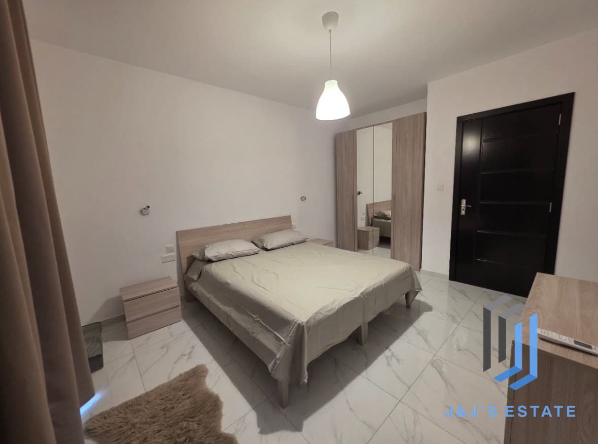 Furnished 3-Bedroom Home in Mosta · 9