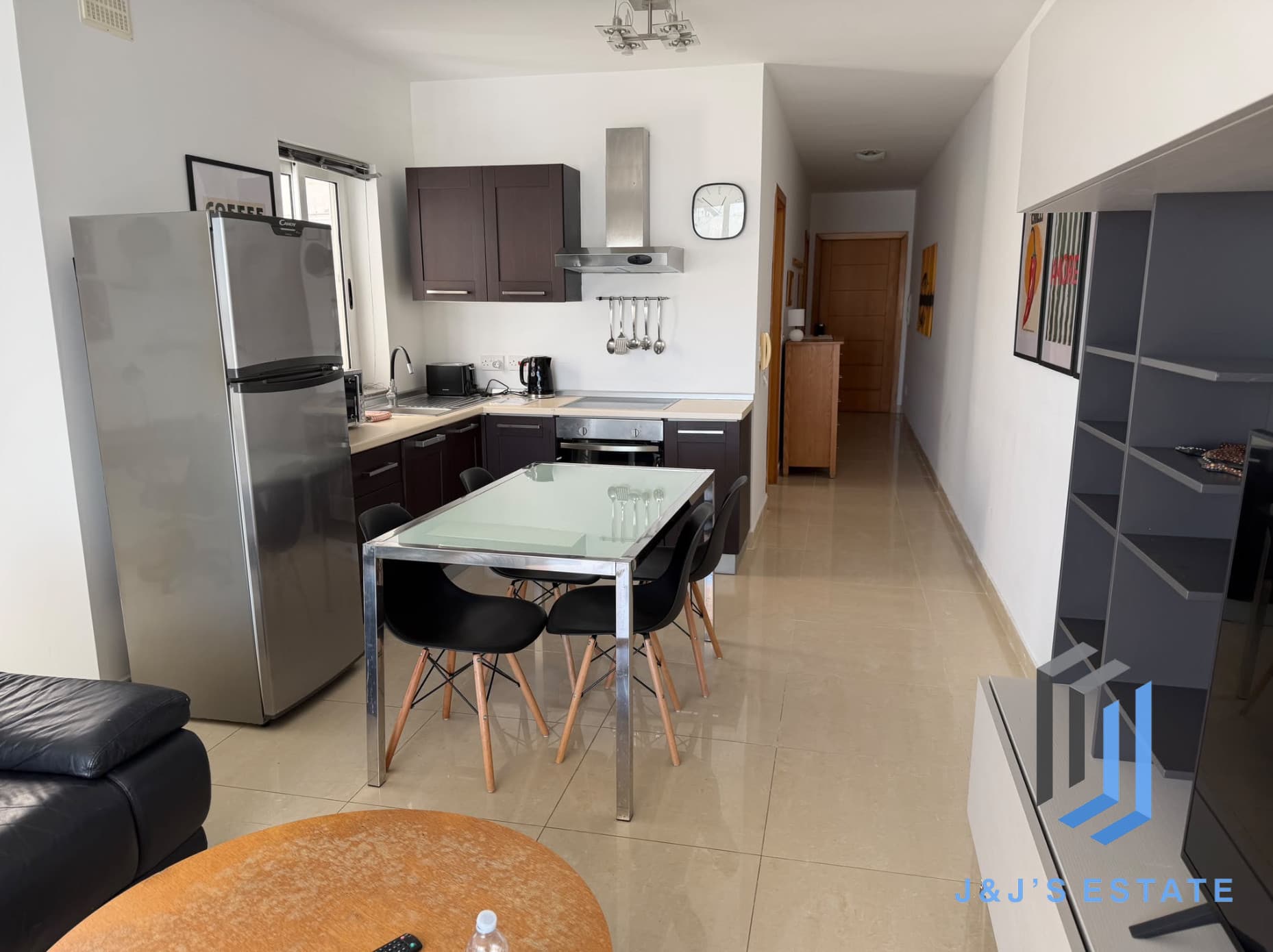 Furnished 1-Bedroom Apartment in Gzira · 5