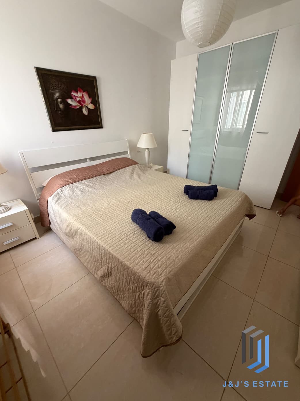 Furnished 1-Bedroom Apartment in Gzira · 8