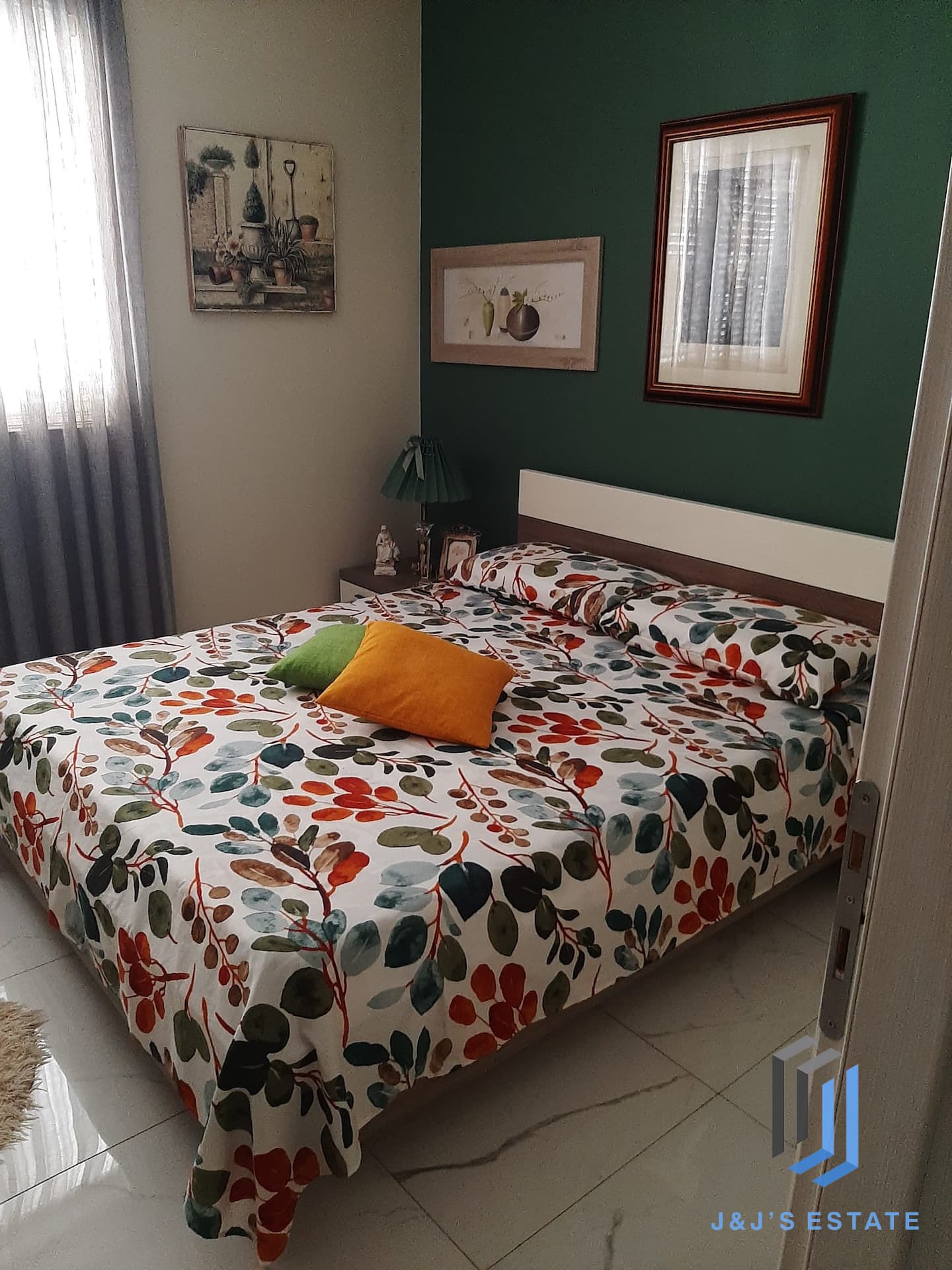 Furnished 2-Bed Apartment with Sea Views in St Paul's Bay · 11