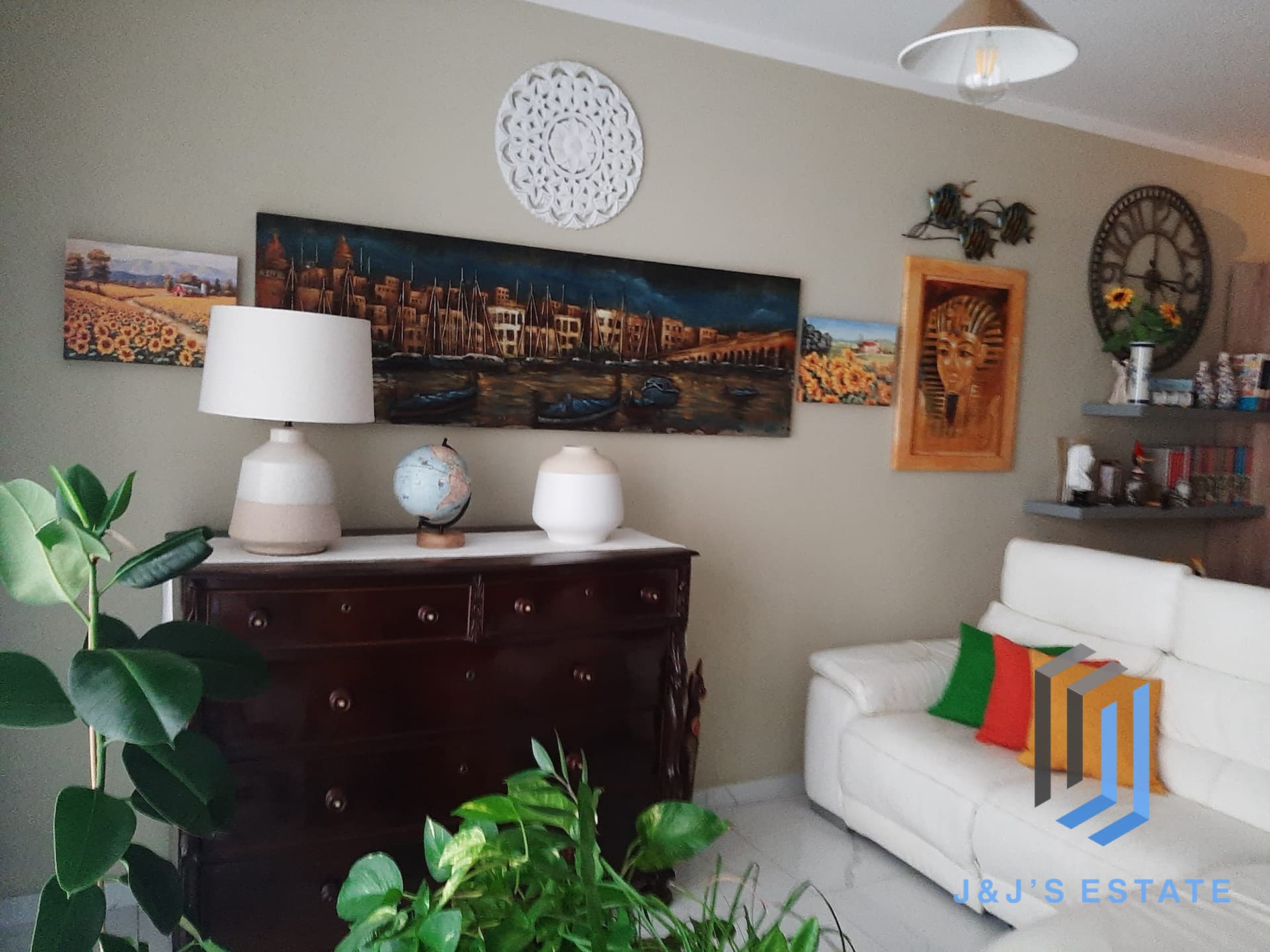 Furnished 2-Bed Apartment with Sea Views in St Paul's Bay · 4