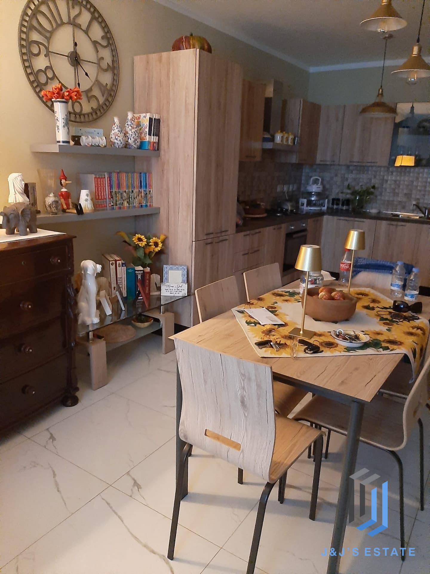 Furnished 2-Bed Apartment with Sea Views in St Paul's Bay · 6