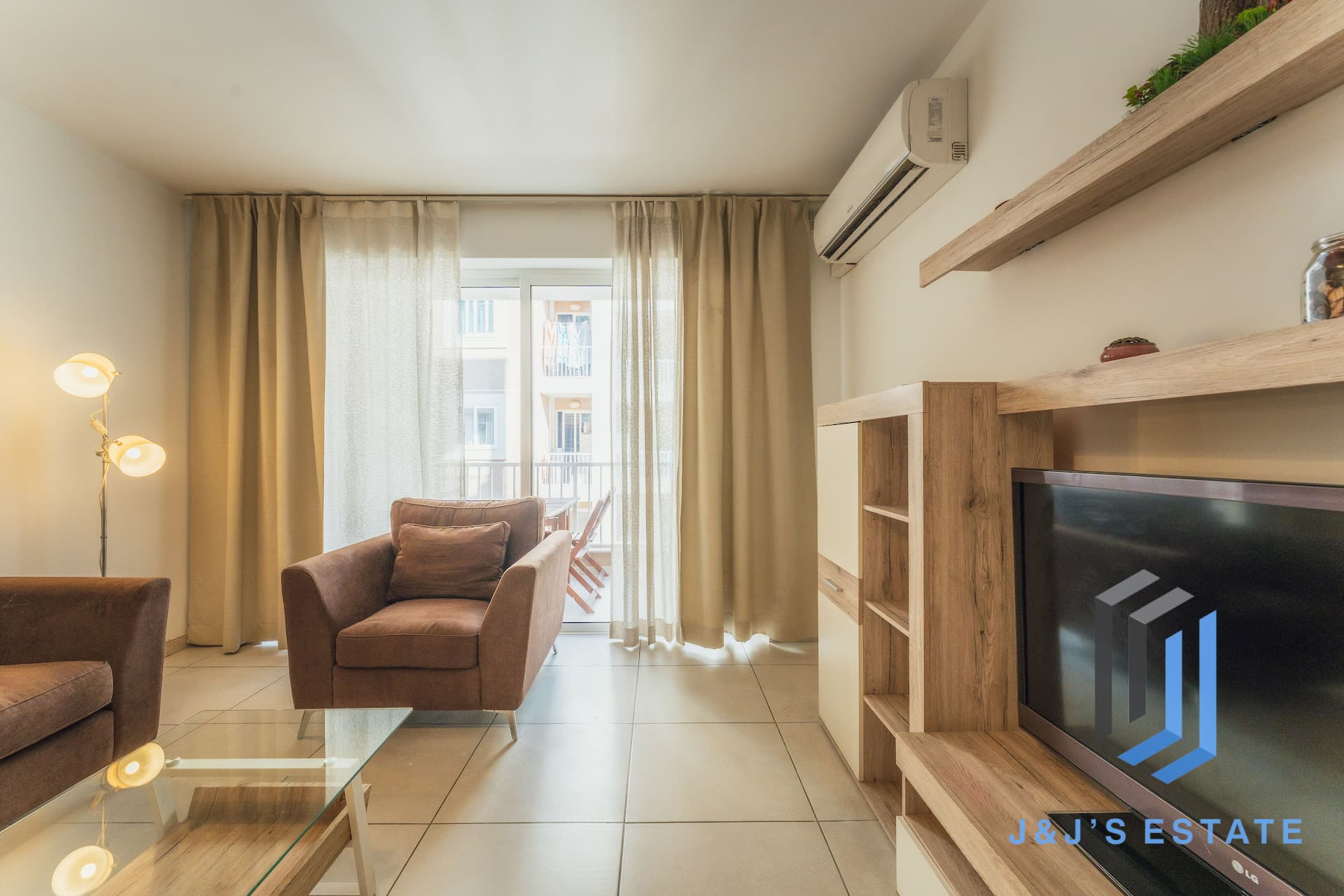 Furnished 3-Bed St Paul's Bay Apartment with Elevator · 4
