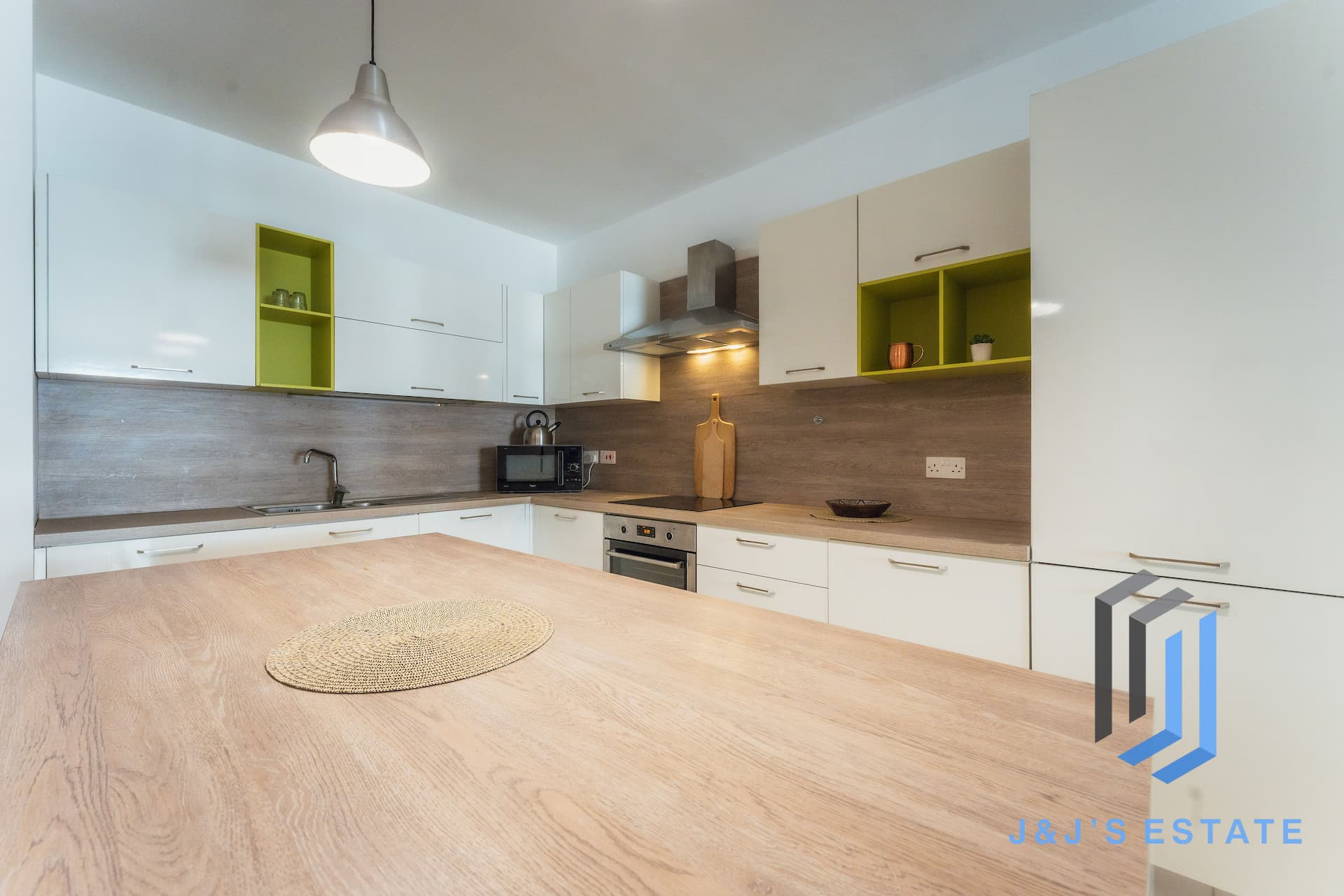 Furnished 3-Bed St Paul's Bay Apartment with Elevator · 6