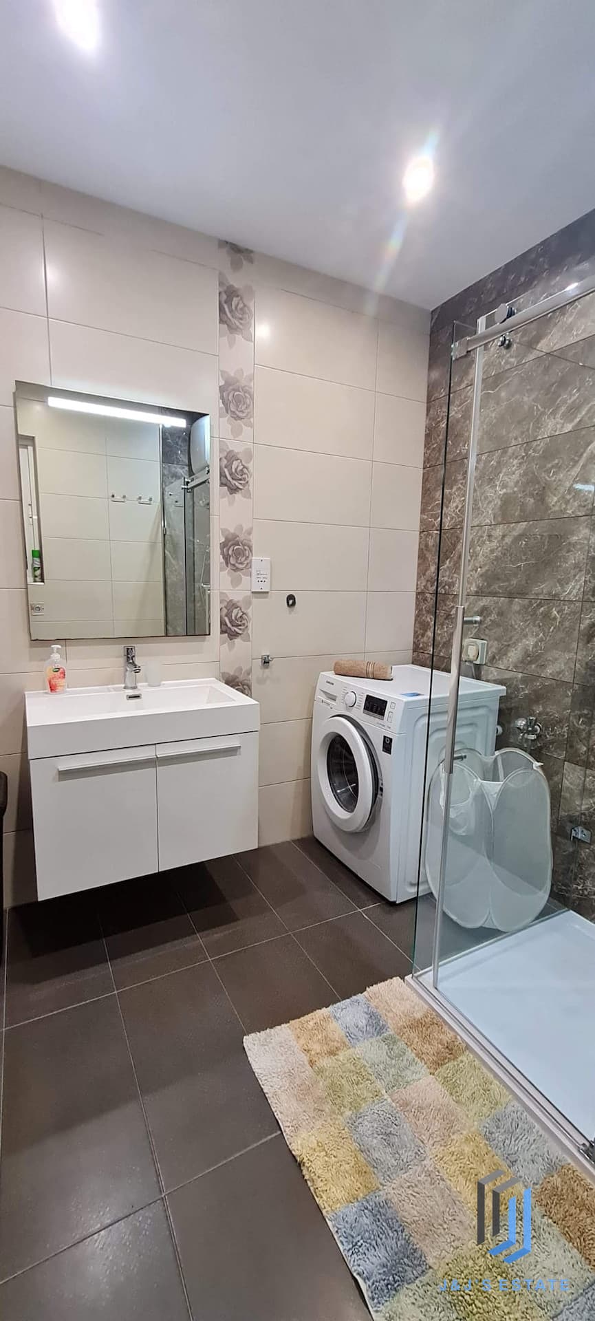 Fully furnished 2-bedroom apartment with sea view in Bugibba · 10