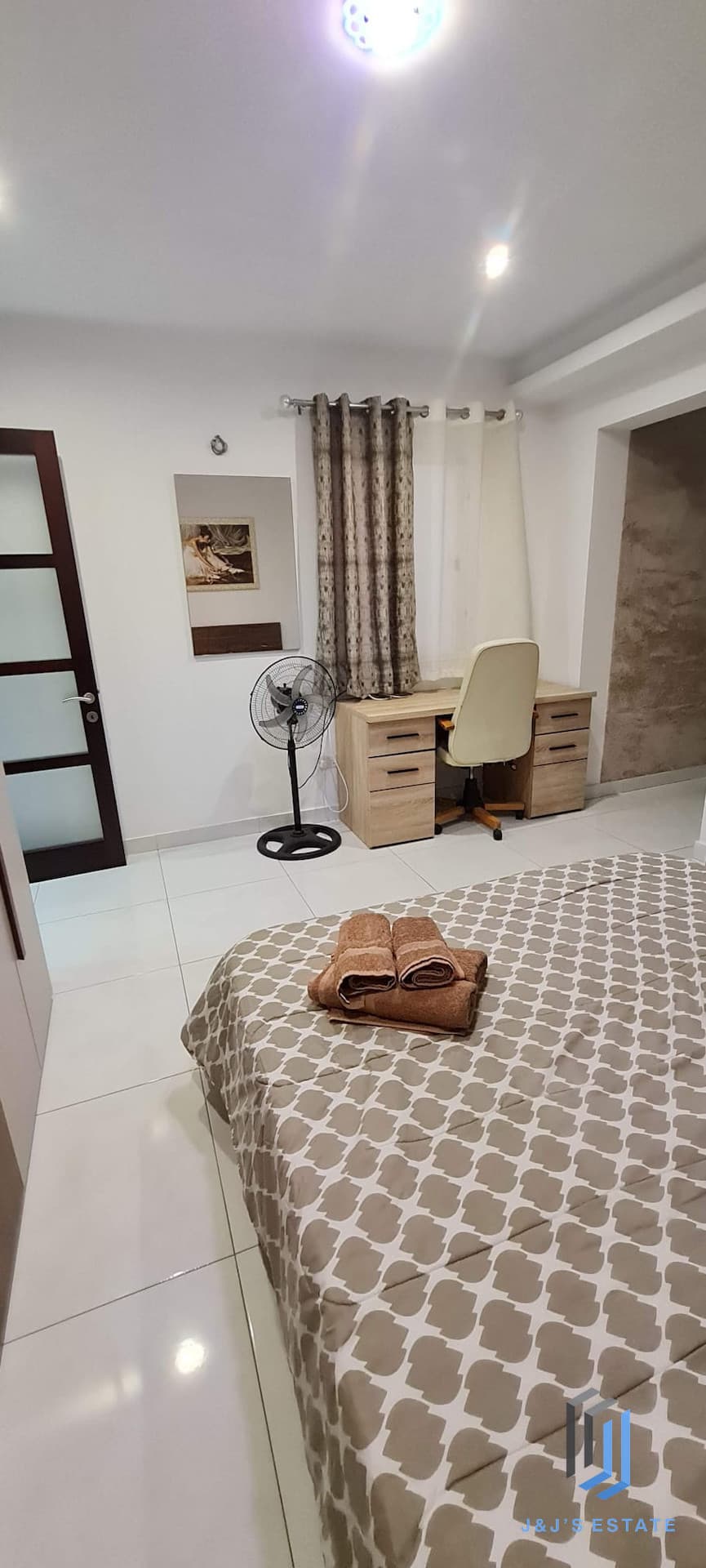 Fully furnished 2-bedroom apartment with sea view in Bugibba · 12