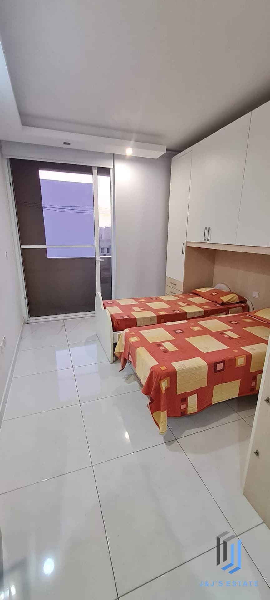 Fully furnished 2-bedroom apartment with sea view in Bugibba · 14